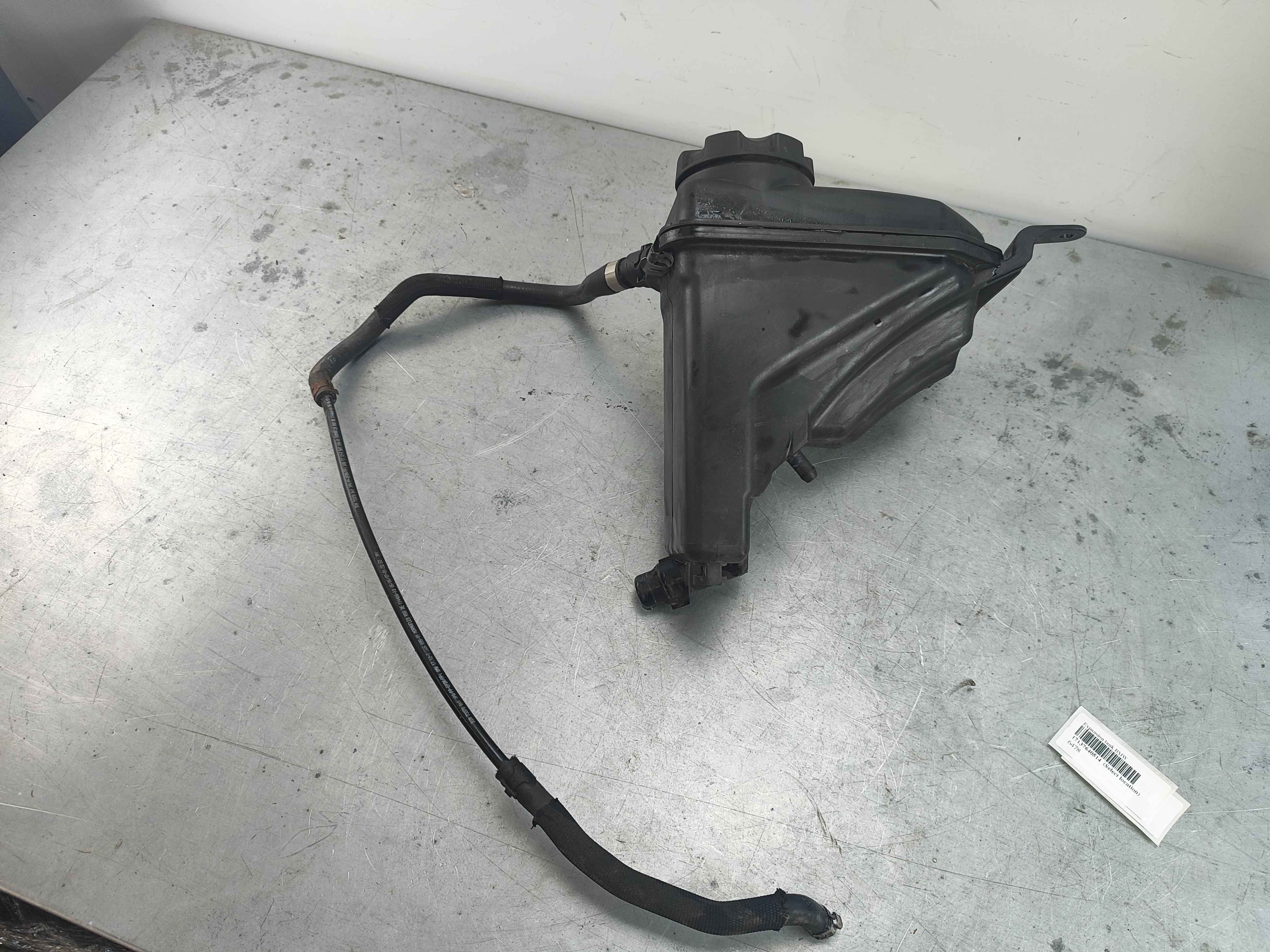 Expansion tank BMW