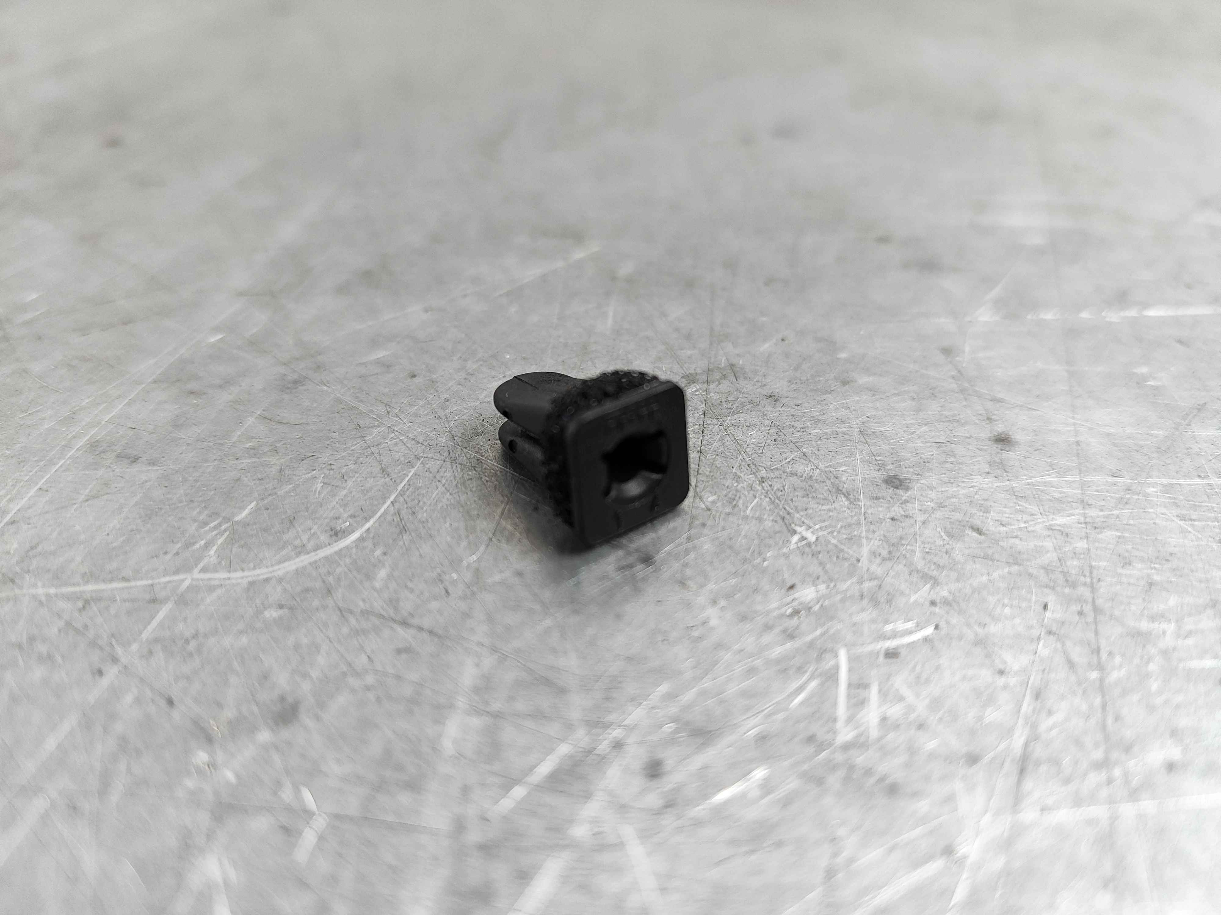 Dowel | Moulding Type Handle To Rear Panel Door