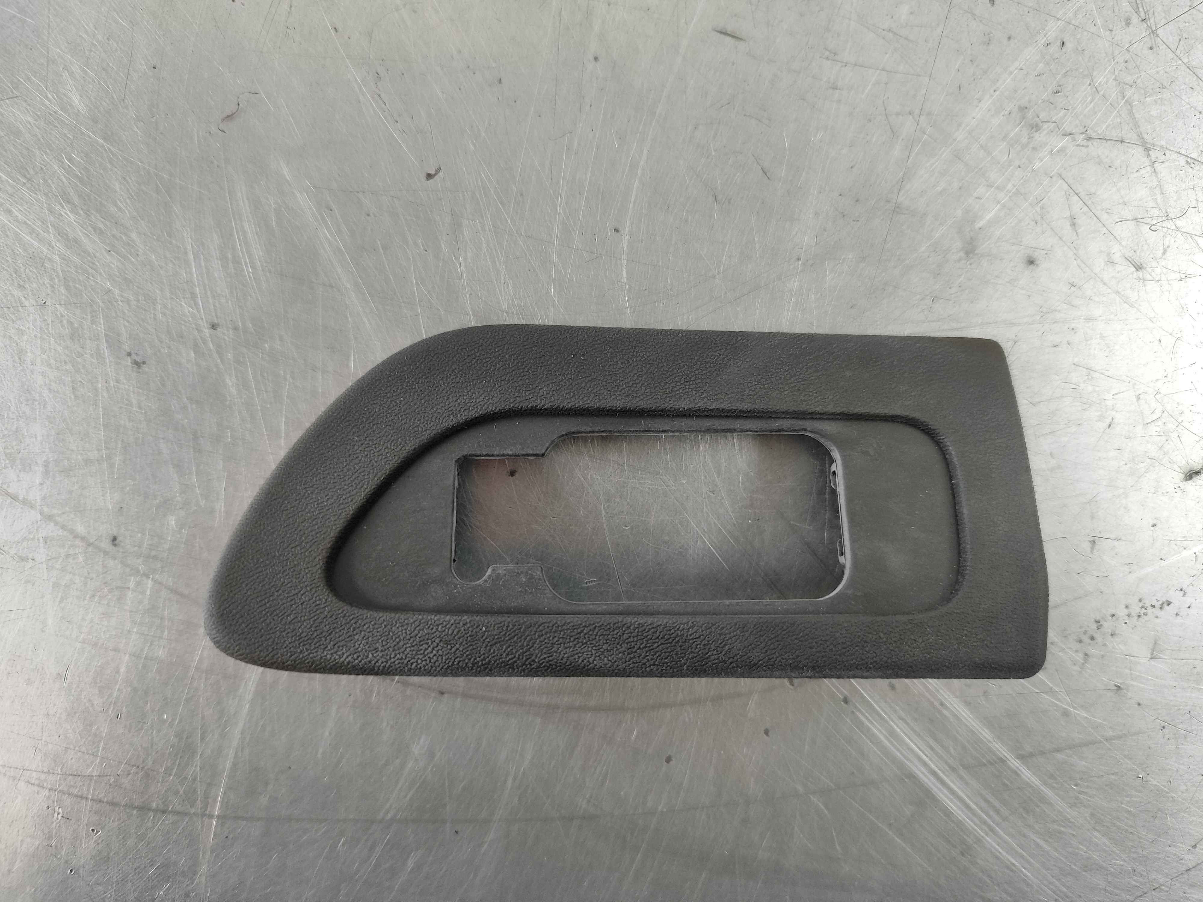 Gcp trim moulding, right (V70 (00-08)|S60 (-09))