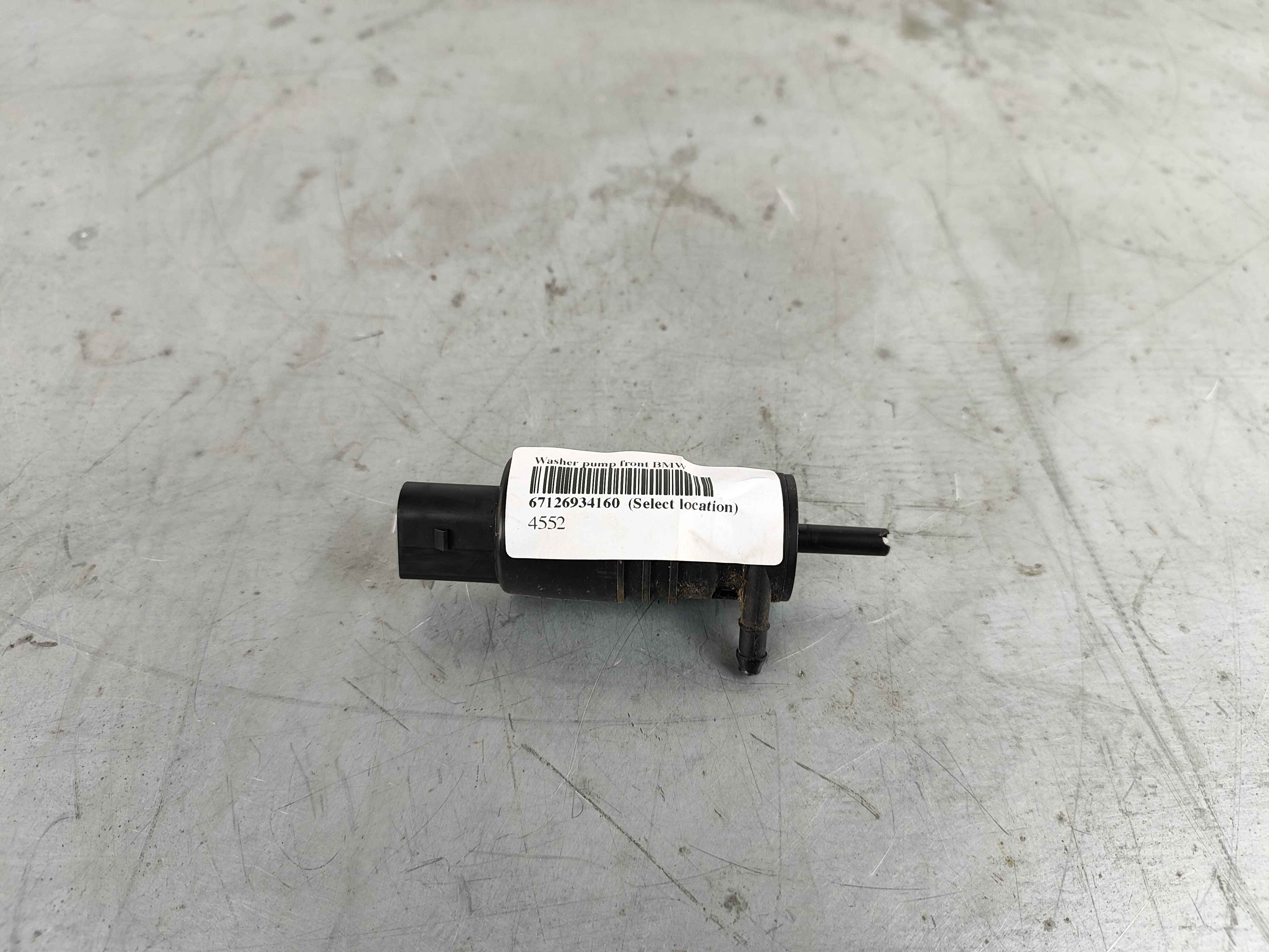 Washer pump front BMW