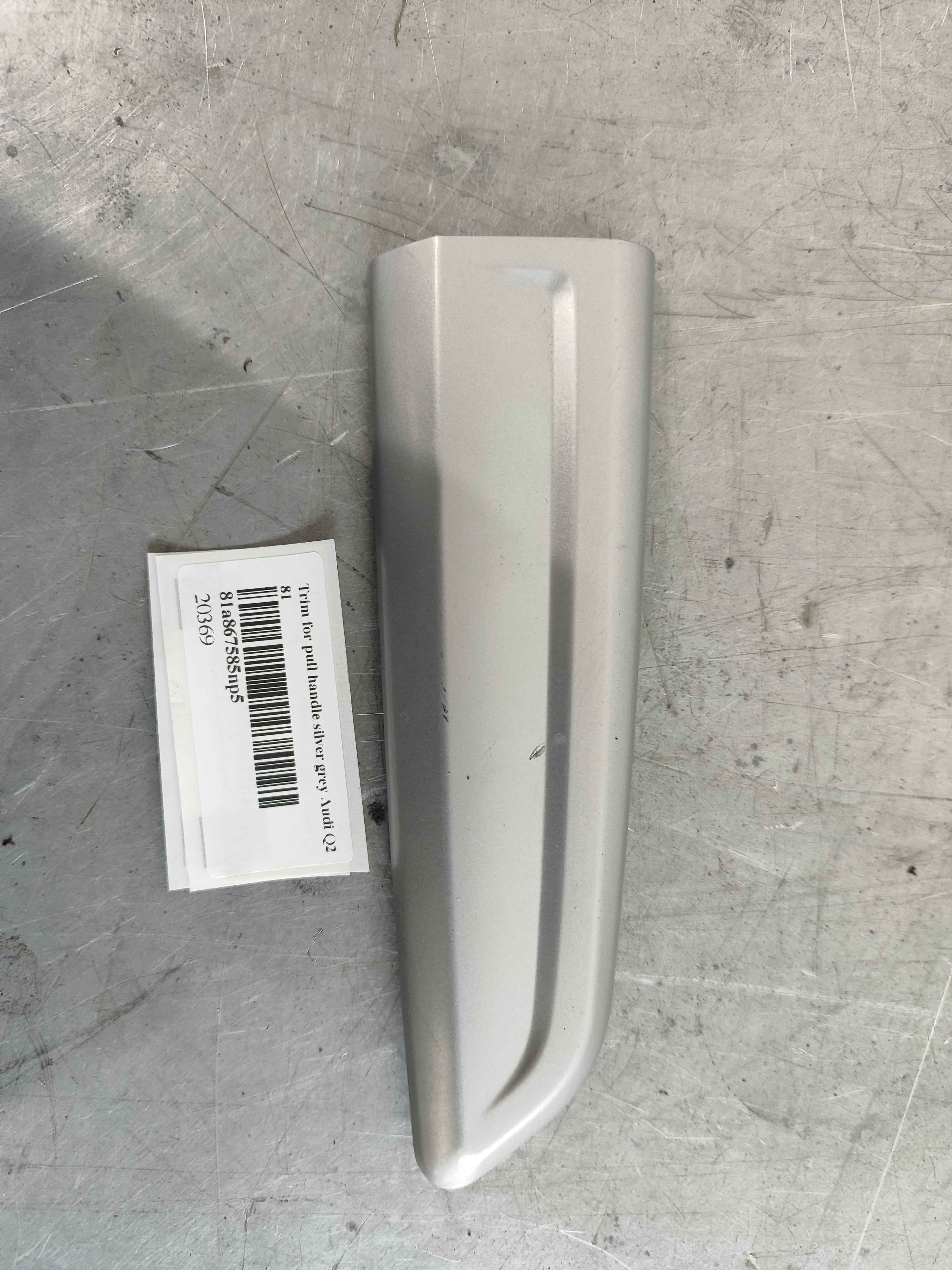 Trim for pull handle silver grey Audi Q2 81