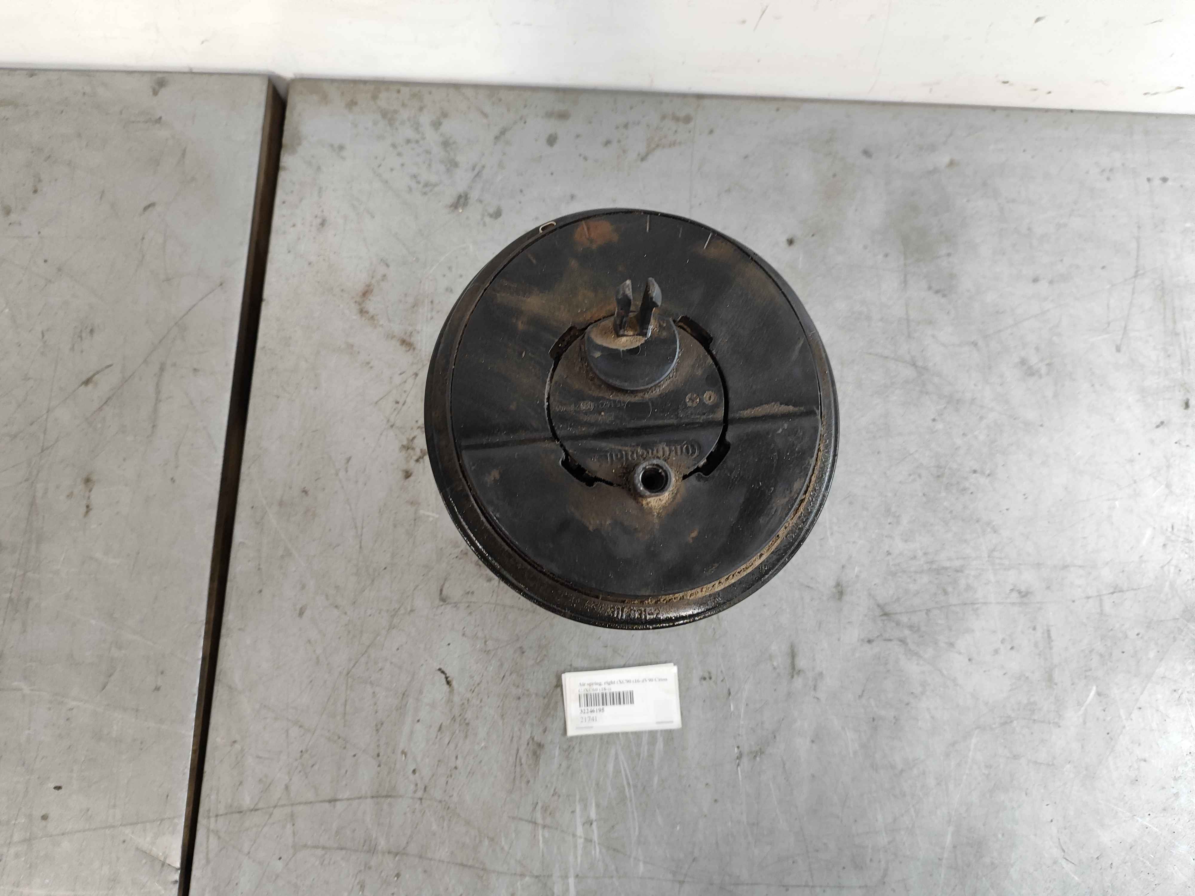 Air spring, right (XC90 (16-)|V90 Cross C.|XC60 (18-))