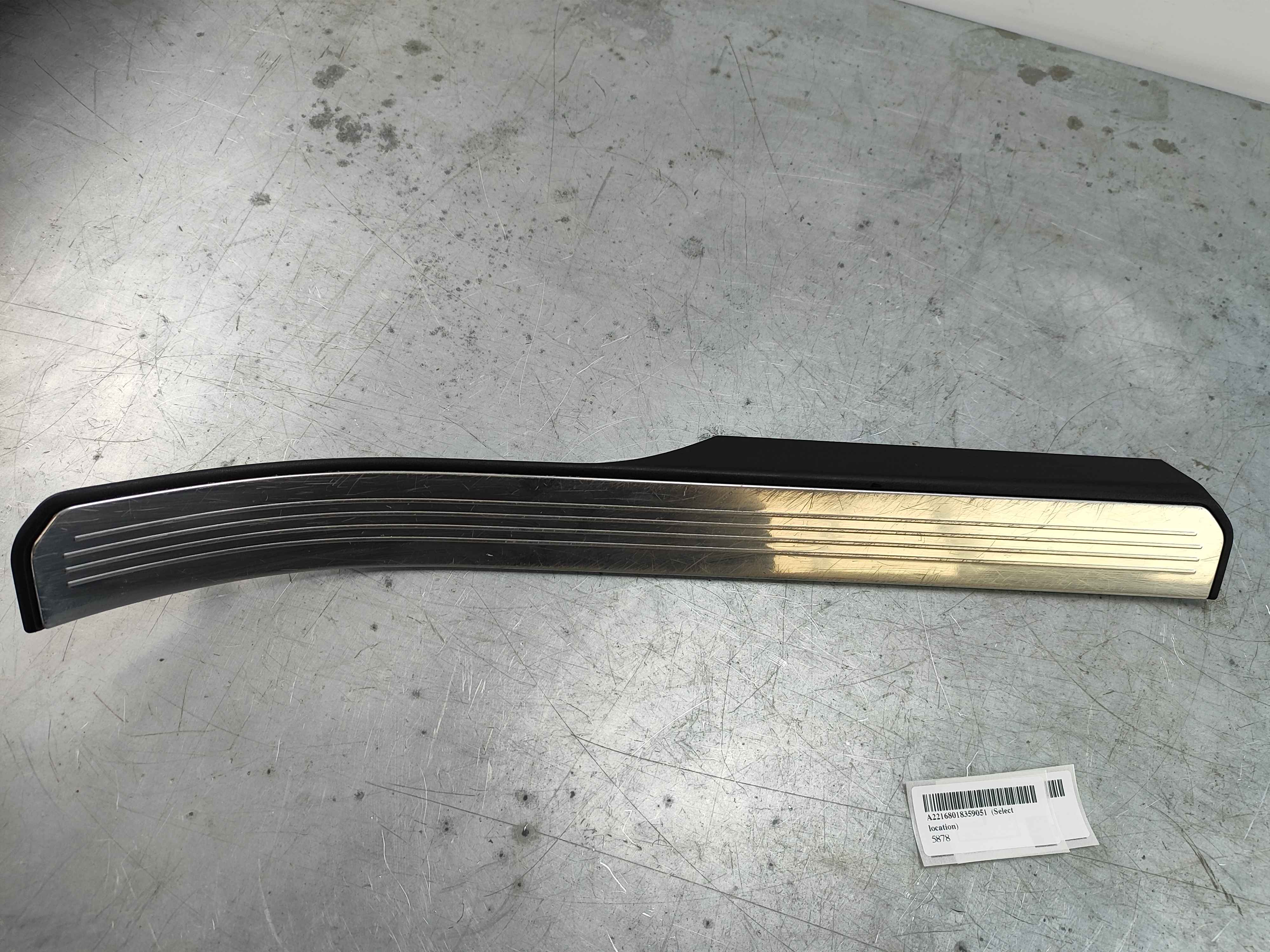 Mercedes-Benz A22168018359051