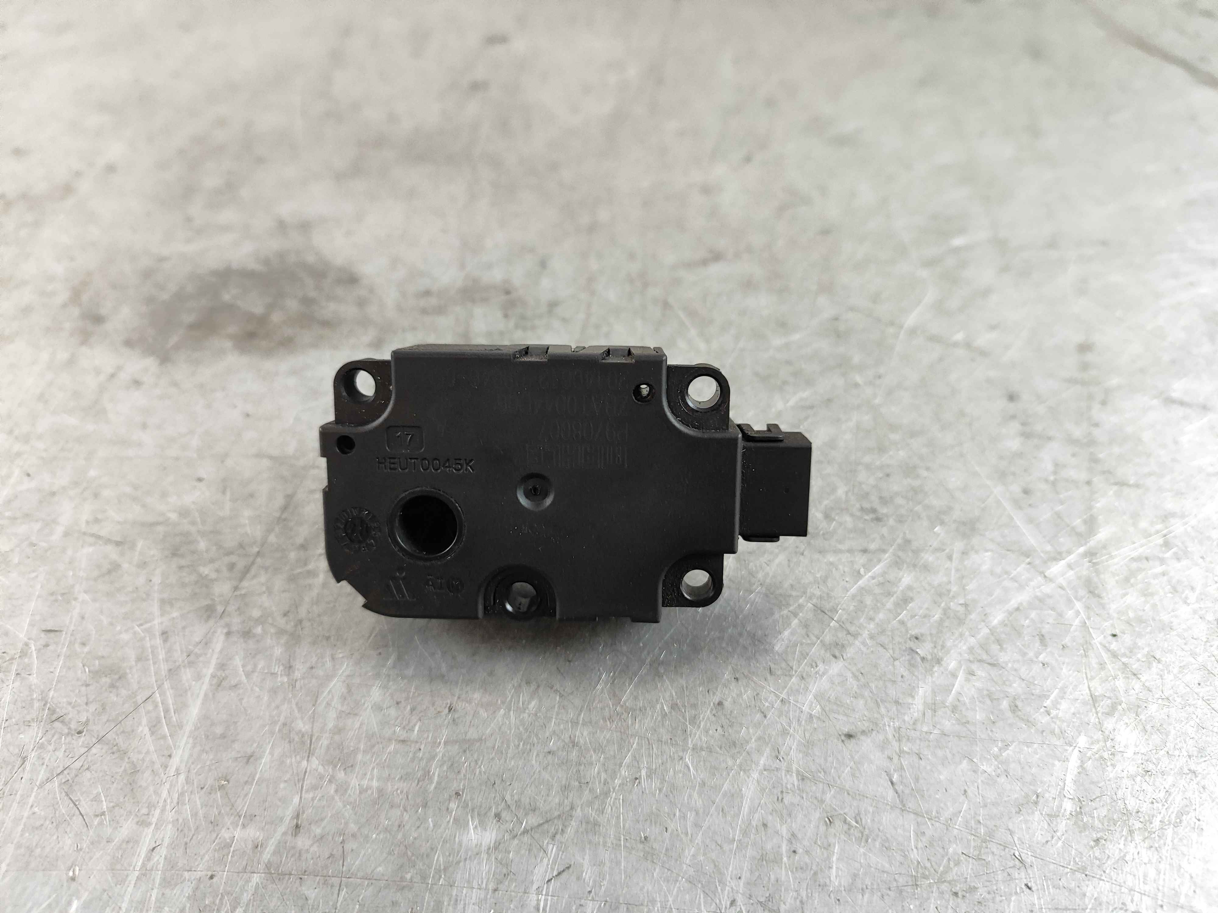 Mercedes-Benz p9708007