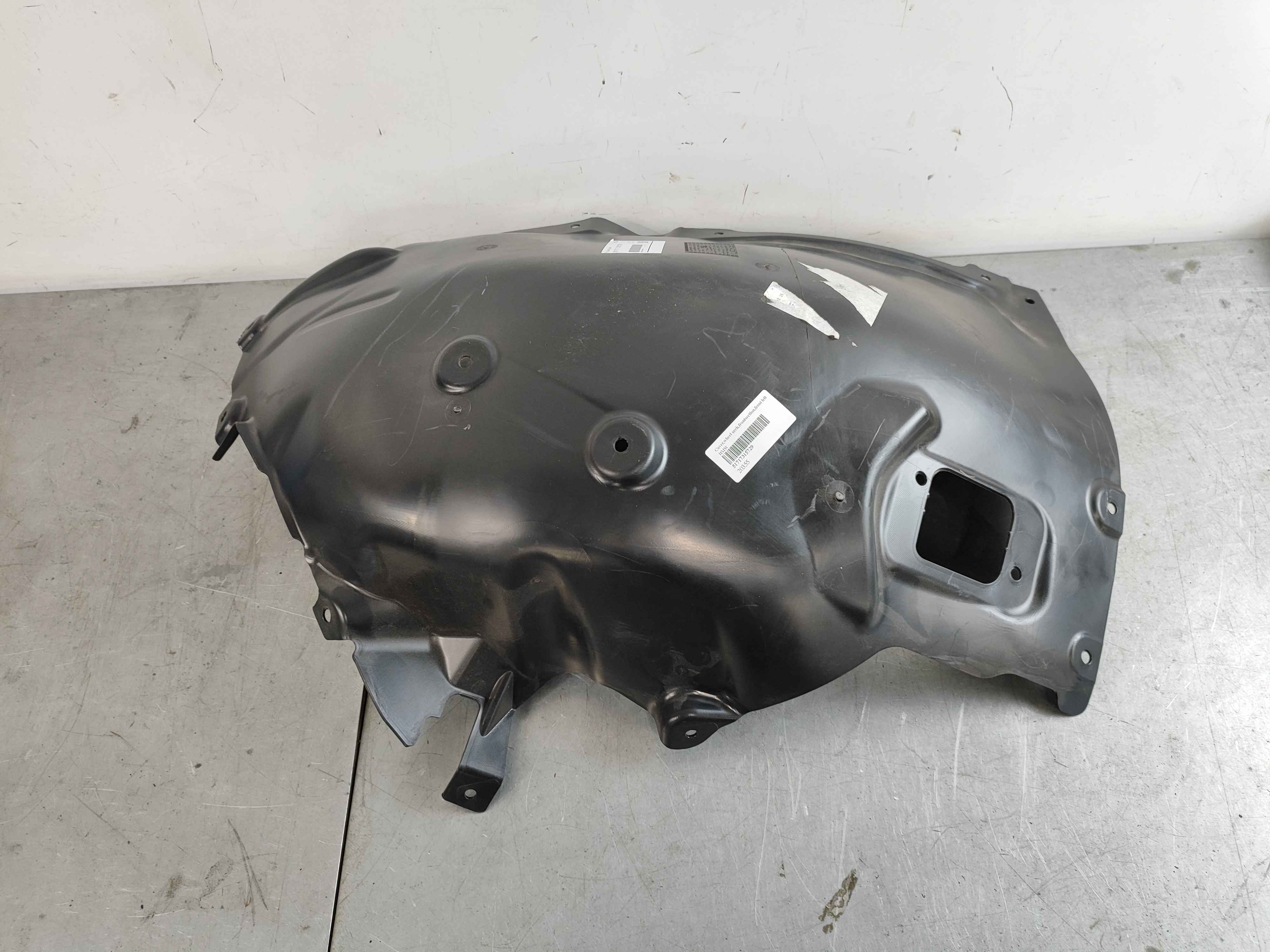 Cover,wheel arch,frontsection,front left BMW