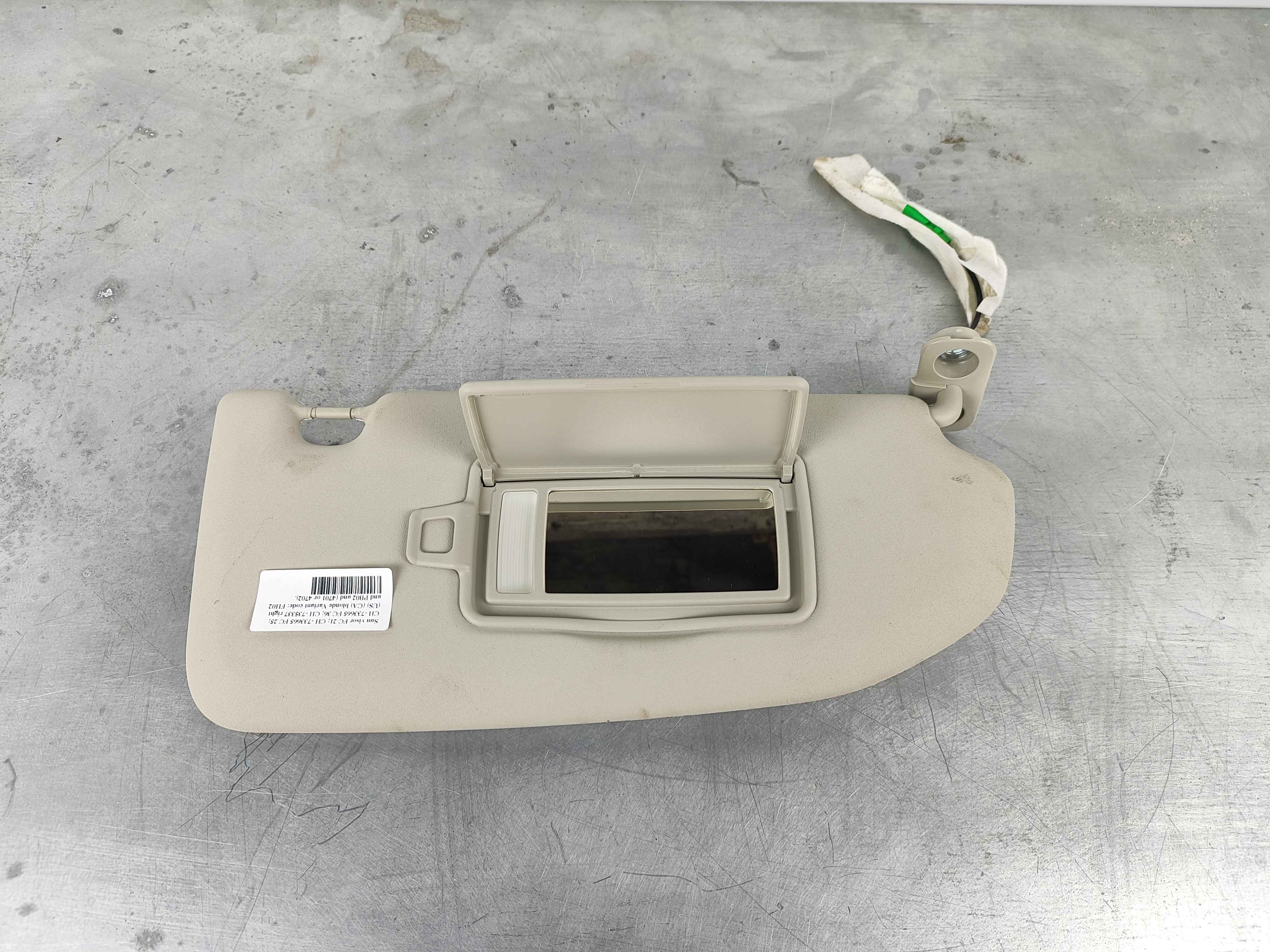 Sun visor FC 21; CH -733665 FC 25; CH -733665 FC 36; CH -735337 right (US) (CA) blonde Variant code: FH02 and PB02 and (4701 or 4702).
