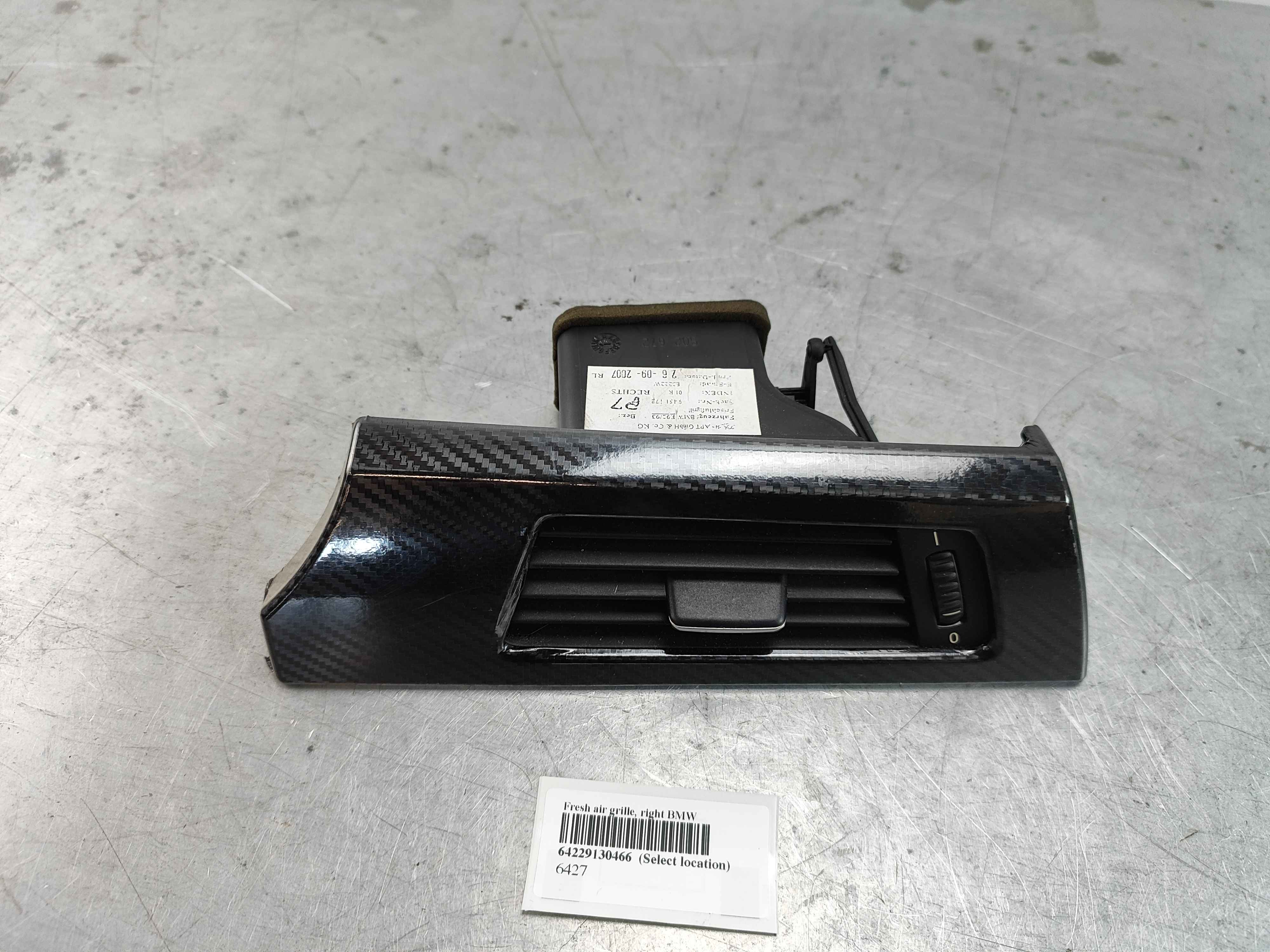 Fresh air grille, right BMW