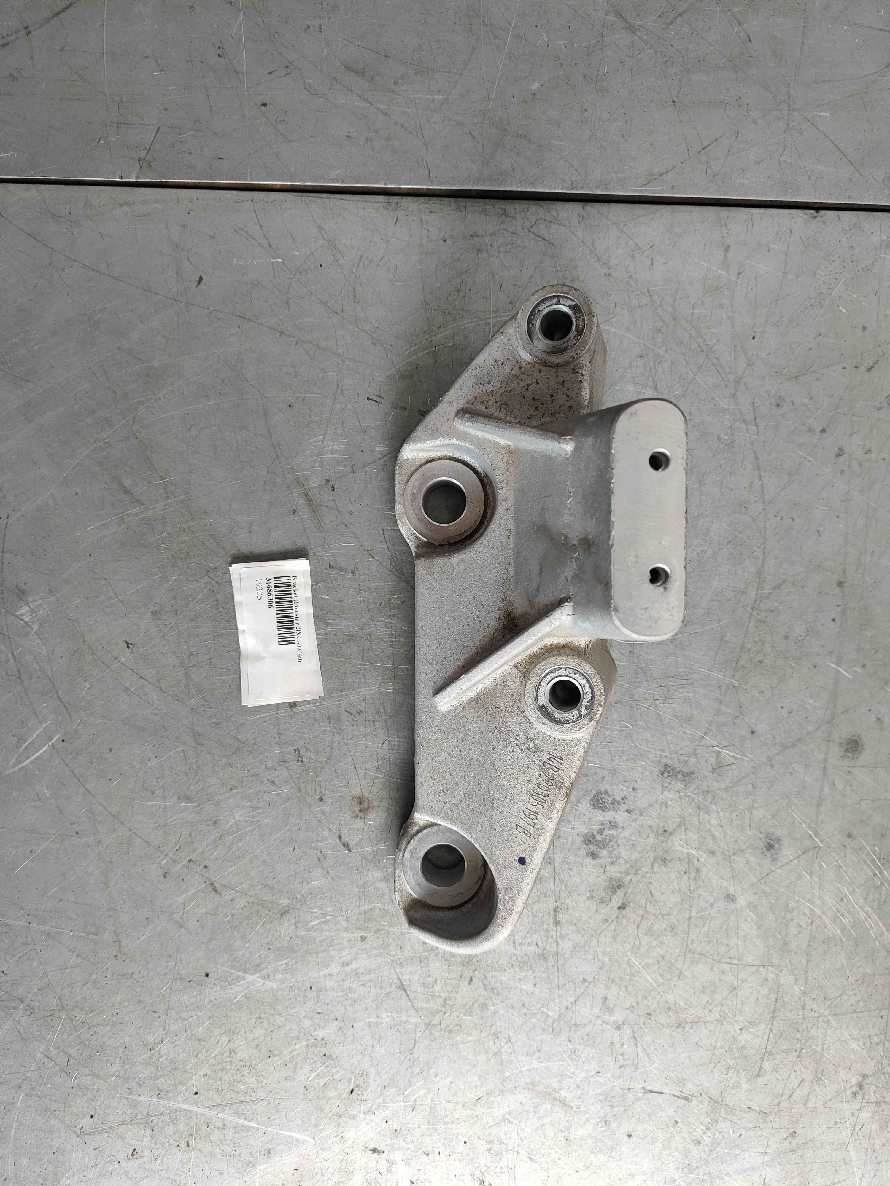 Bracket (Polestar 2|XC40|C40)