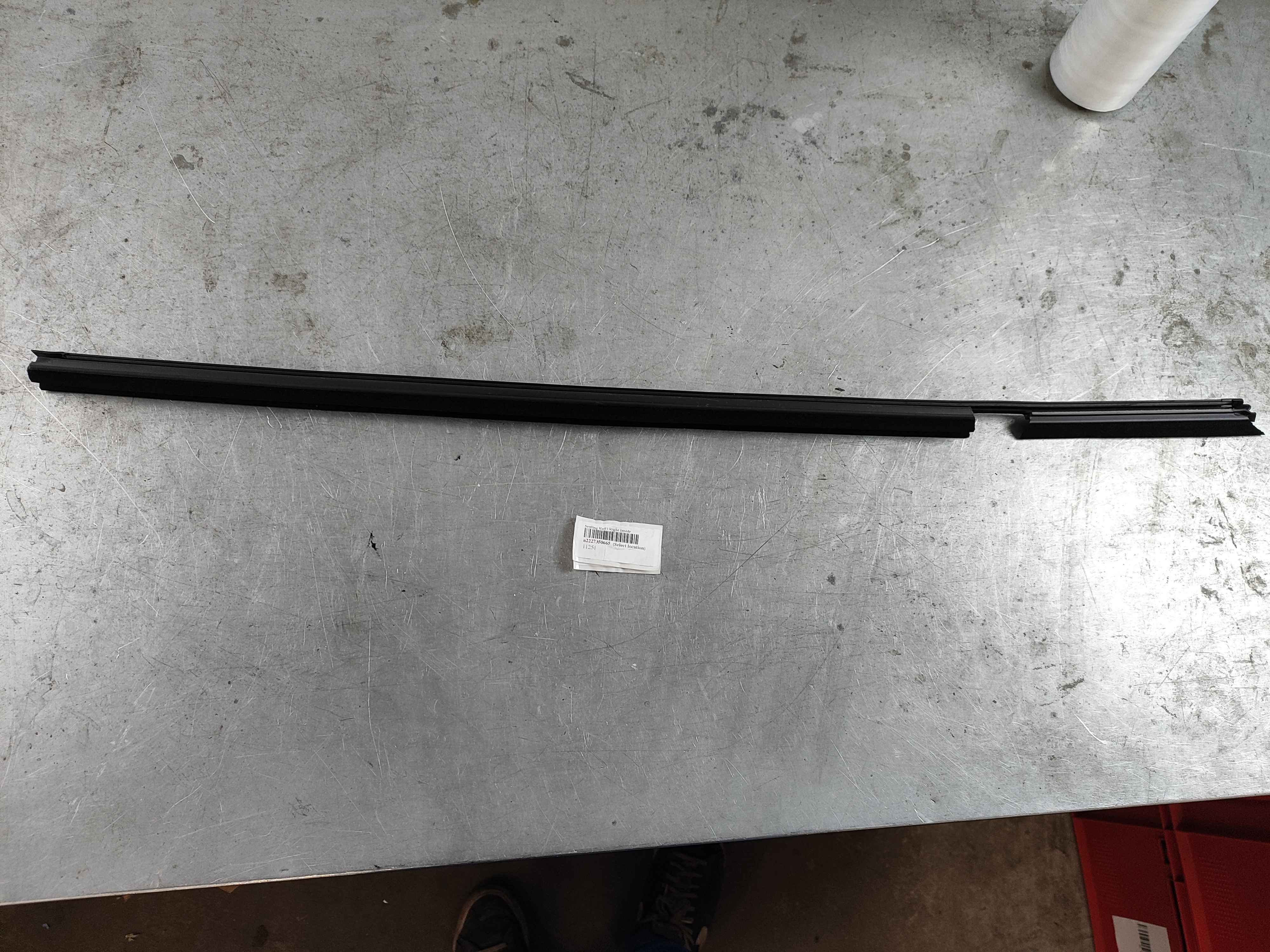 Sealing Rail | Right Inside