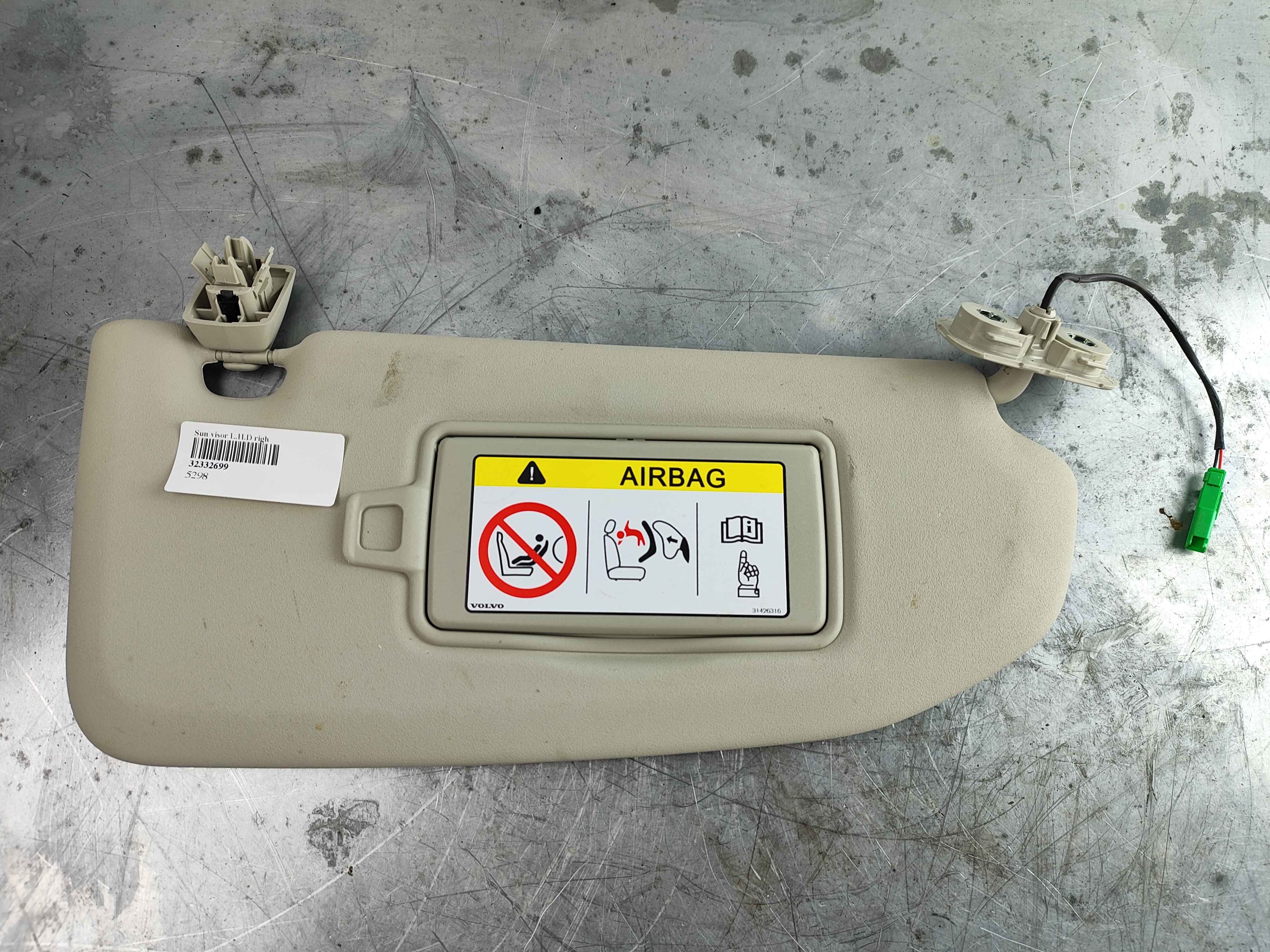 Sun visor L.H.D right blonde Variant code: FH02 and PB02 and (4704 or 4706)