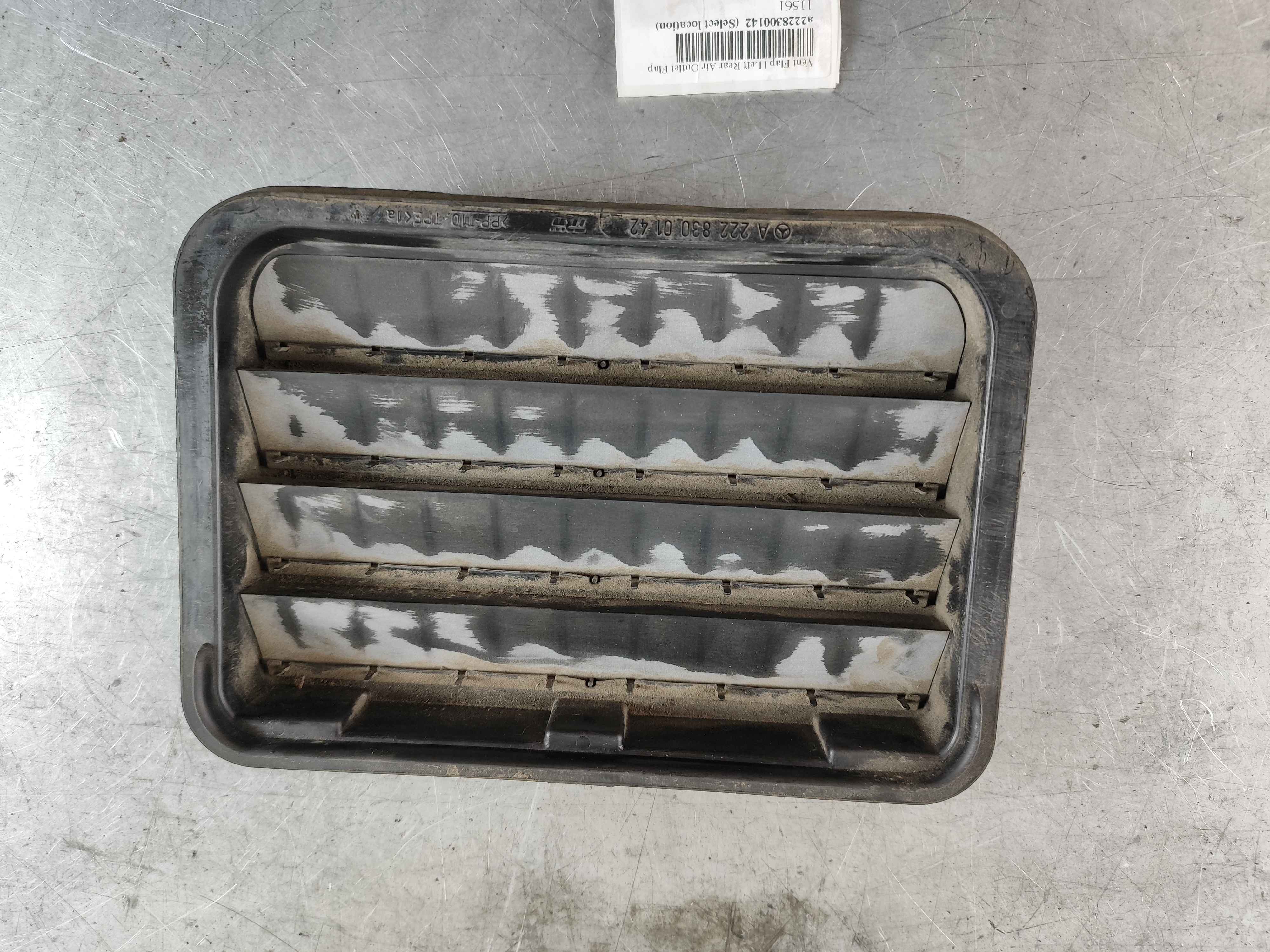 Vent Flap | Left Rear Air Outlet Flap