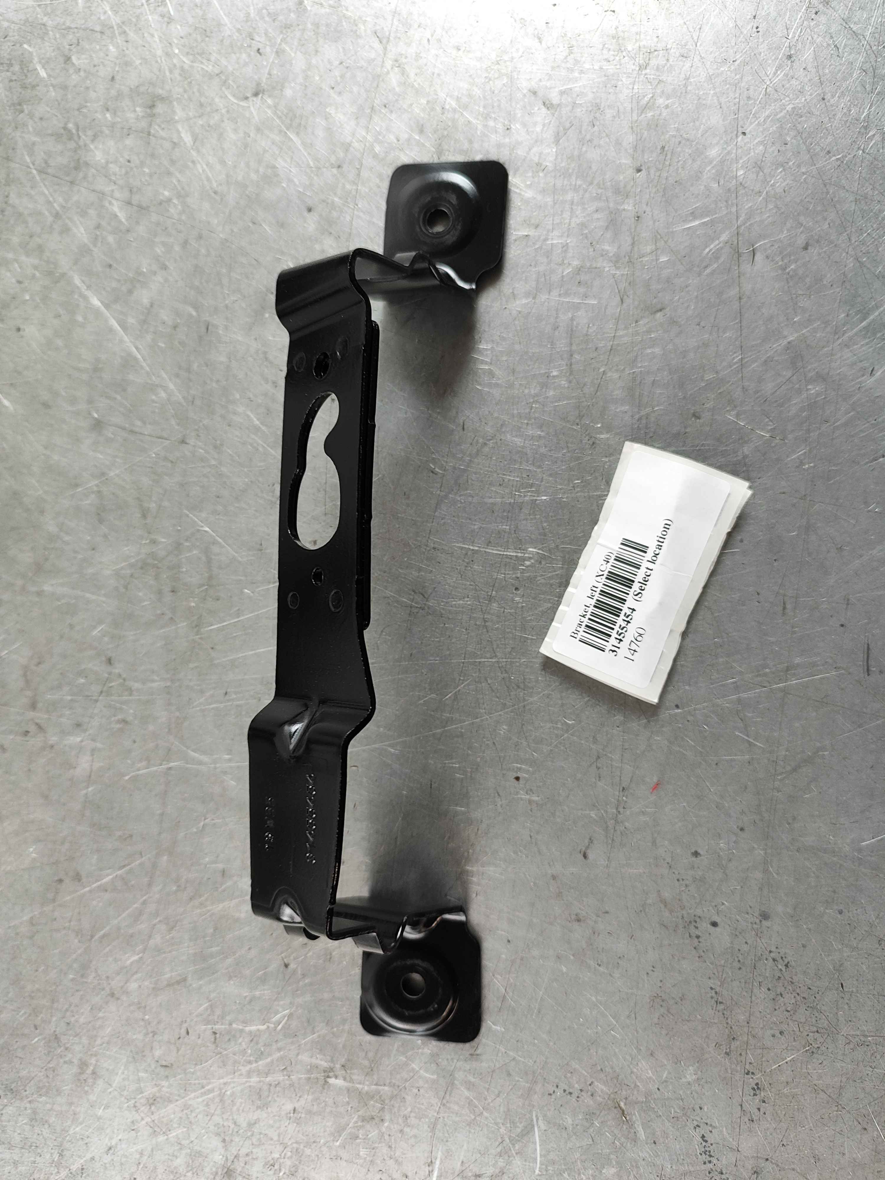 Bracket, left (XC40)
