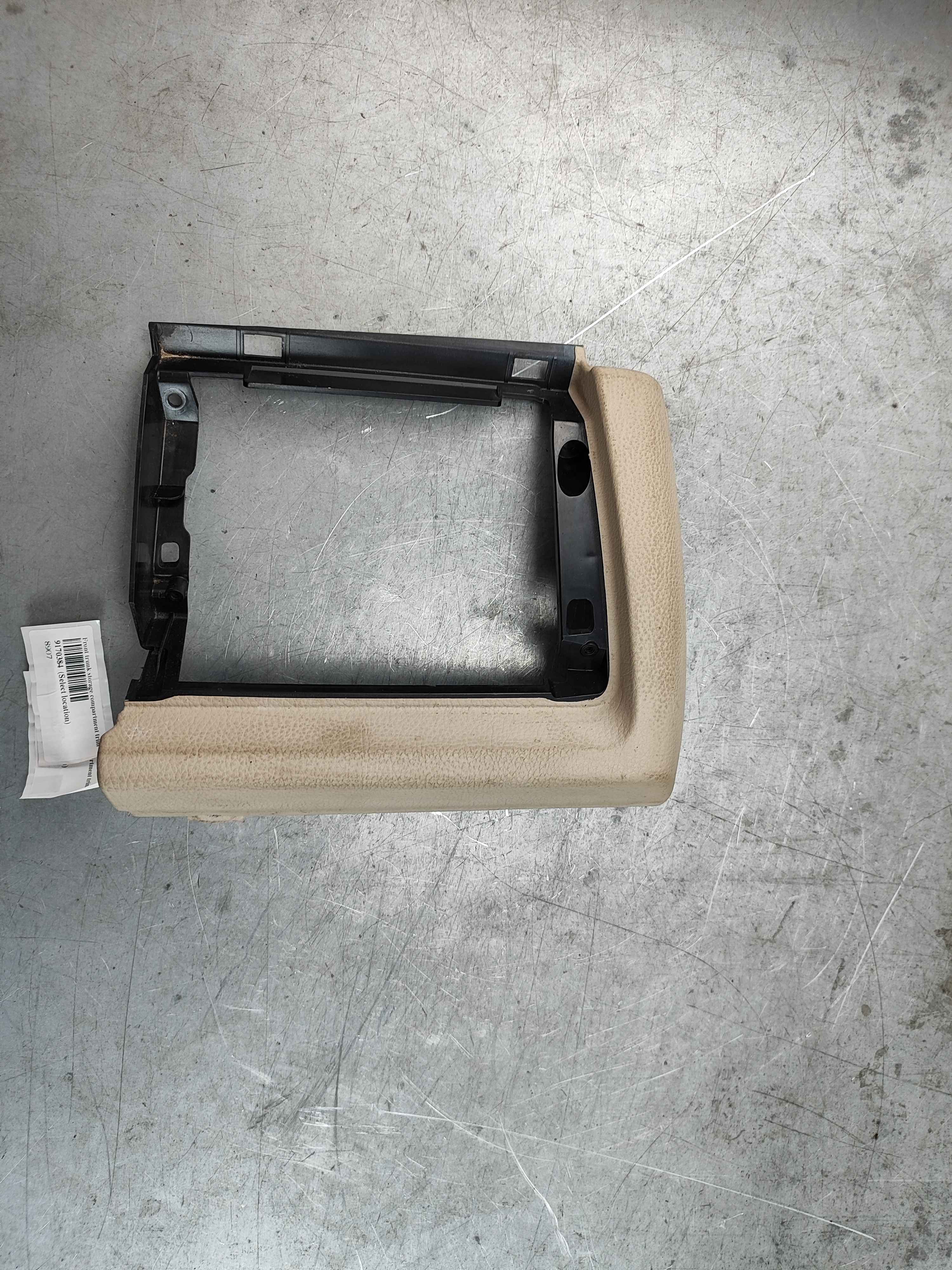 Front trunk storage compartment trim
