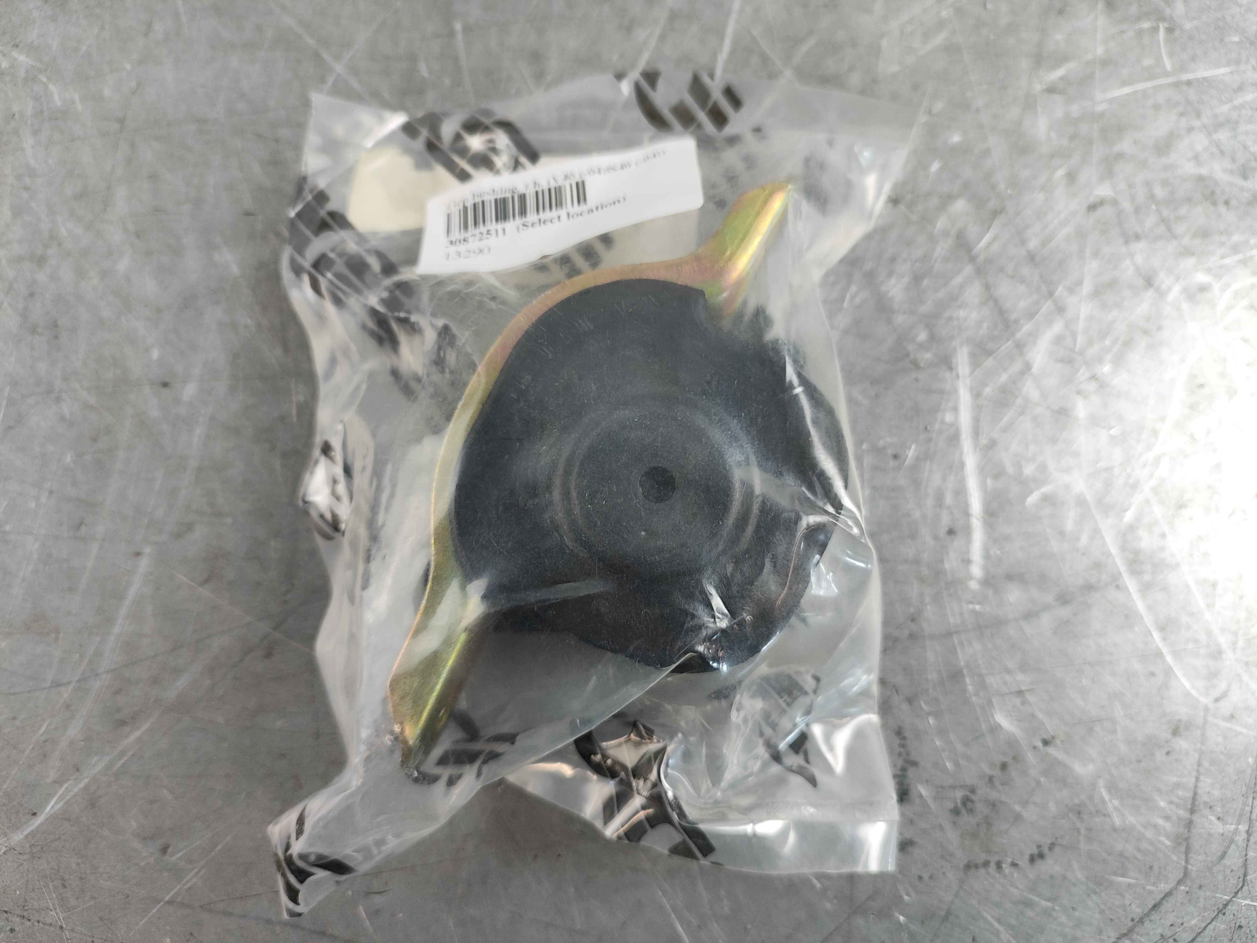Gcp bushing, r.h. (V40 (-04)|S40 (-04))