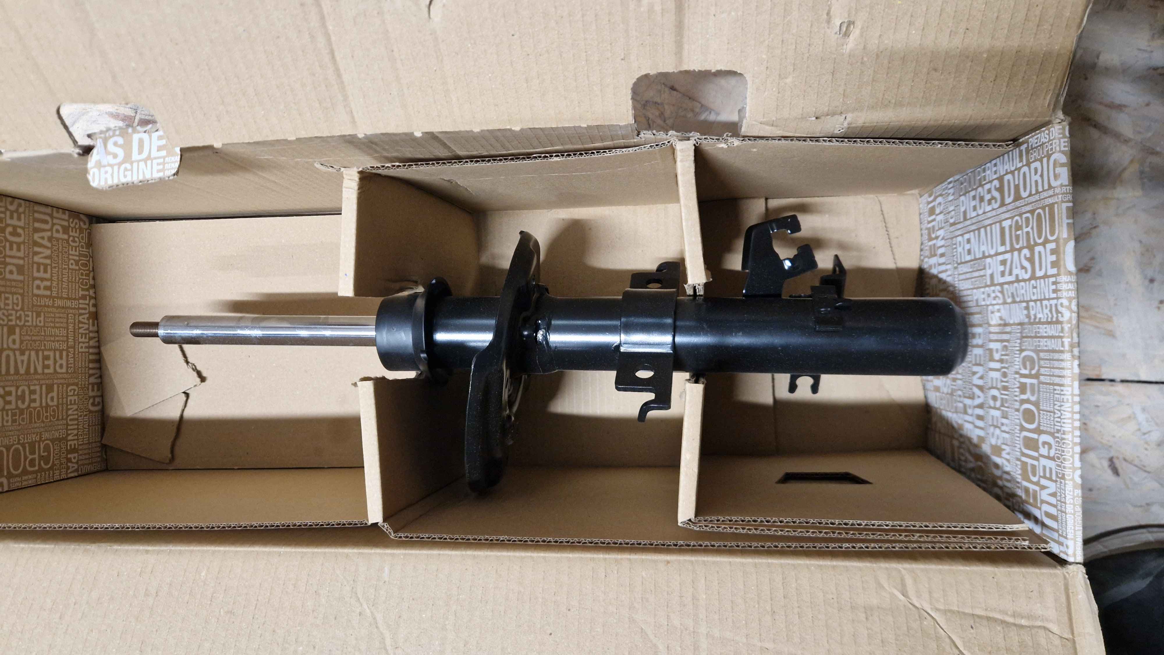 Strut Kit-Front