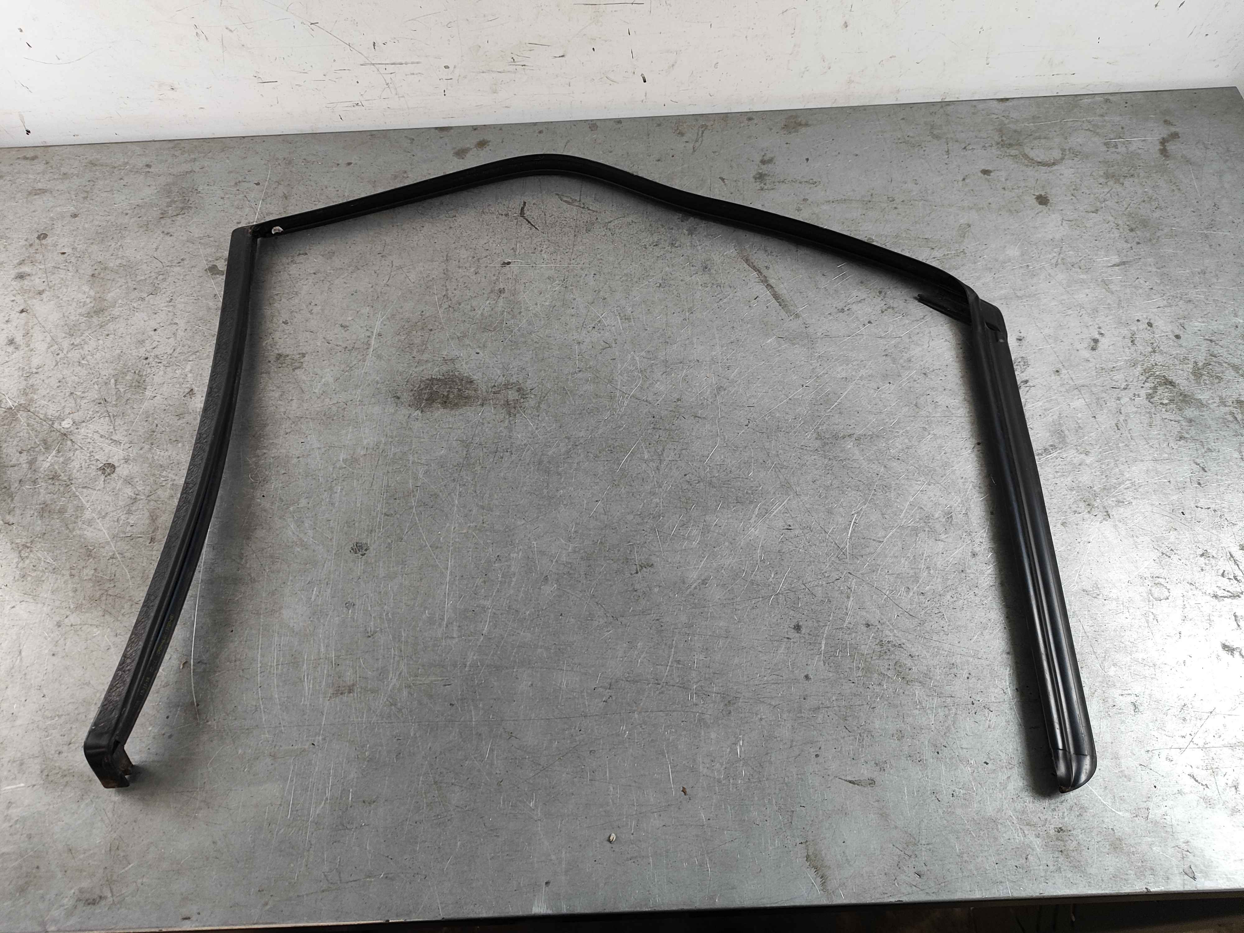 Weatherstrip - Door Opening