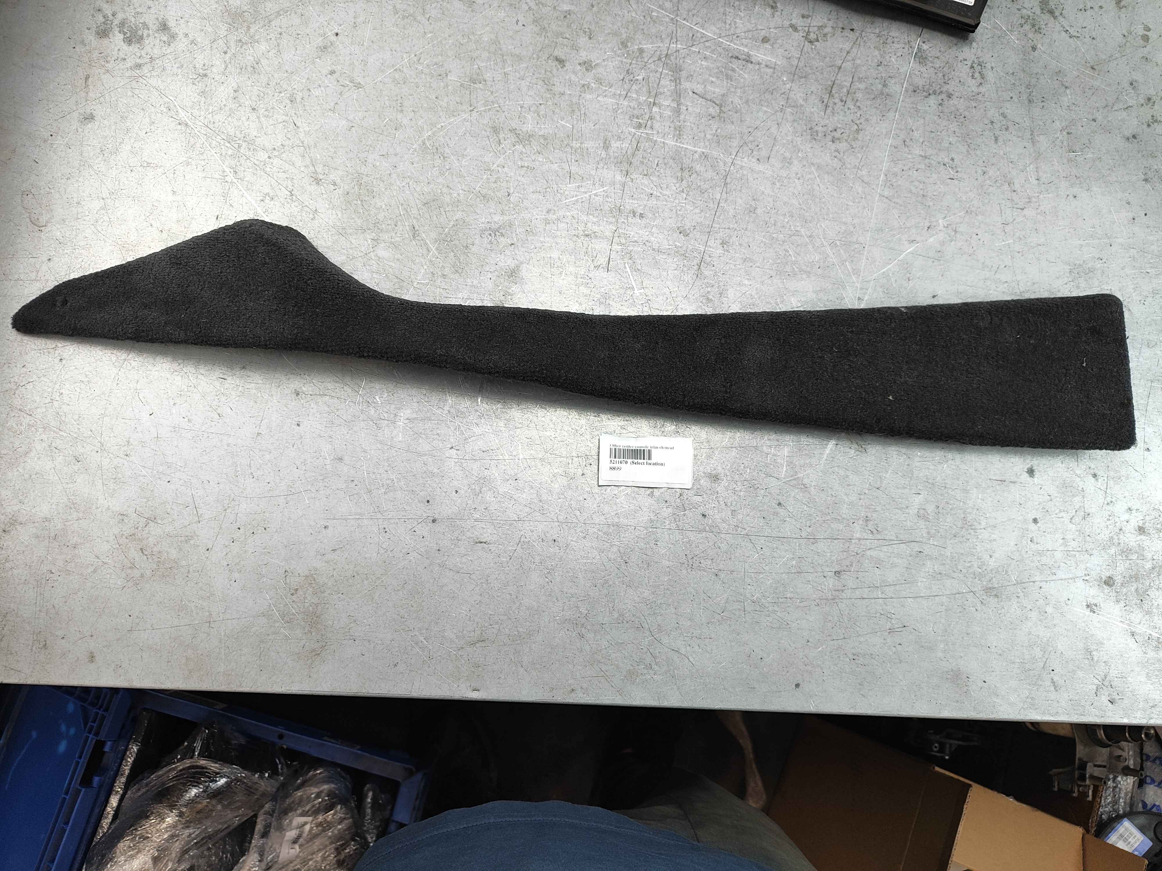 Other center console trim element