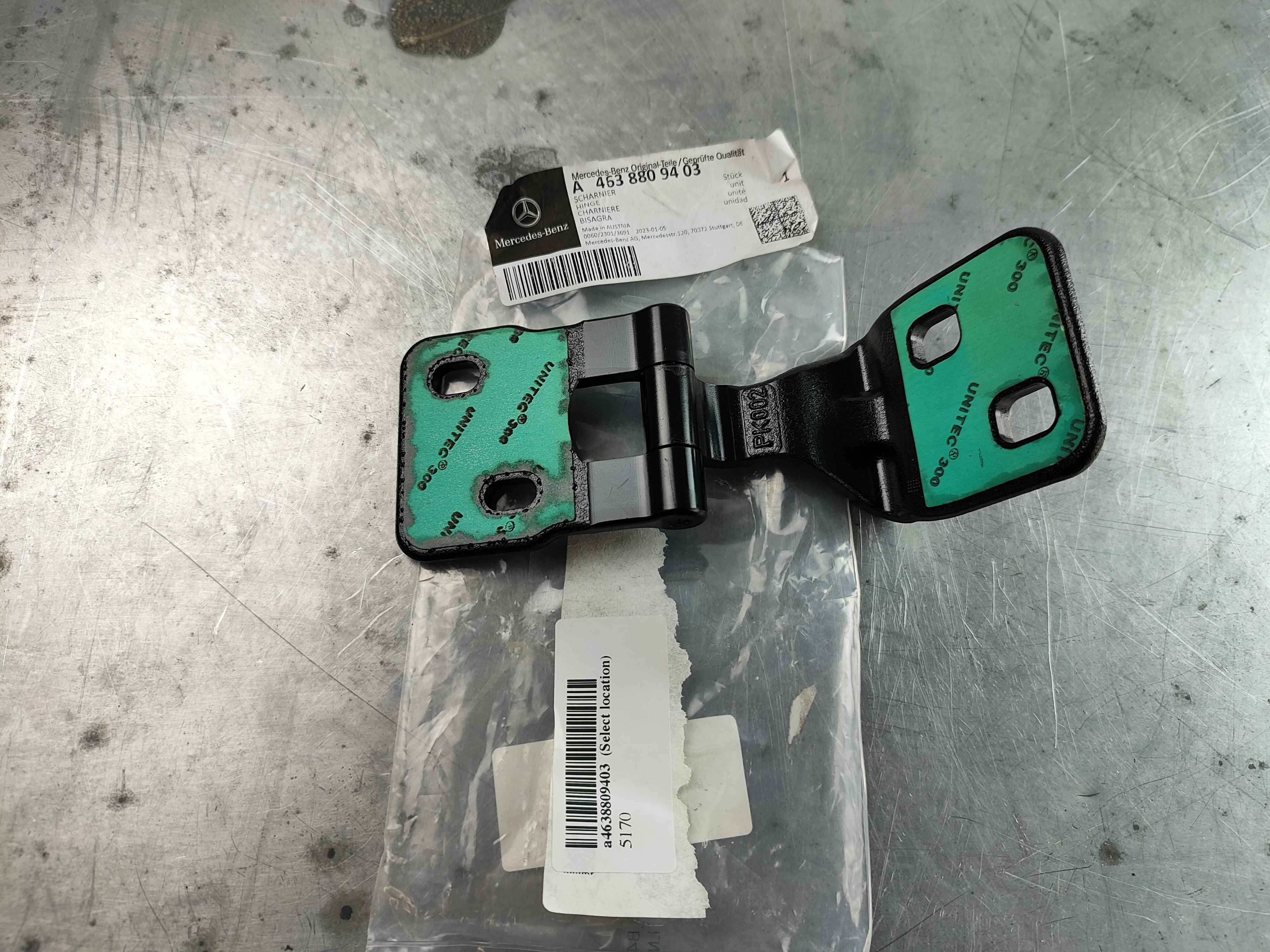 Mercedes-Benz a4638809403