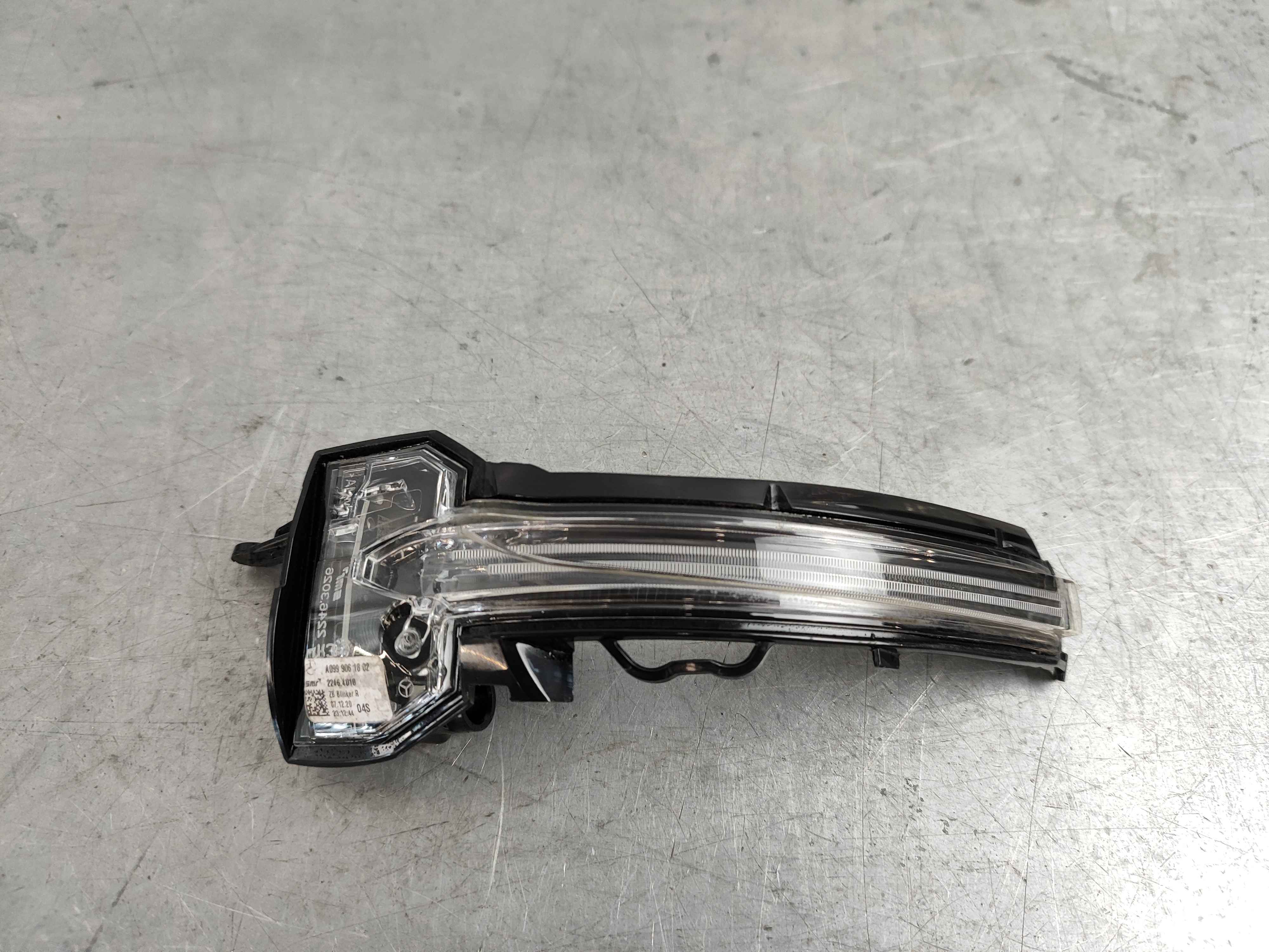 Add. Turn Signal Lamp | Right Outside Rearview Mirror