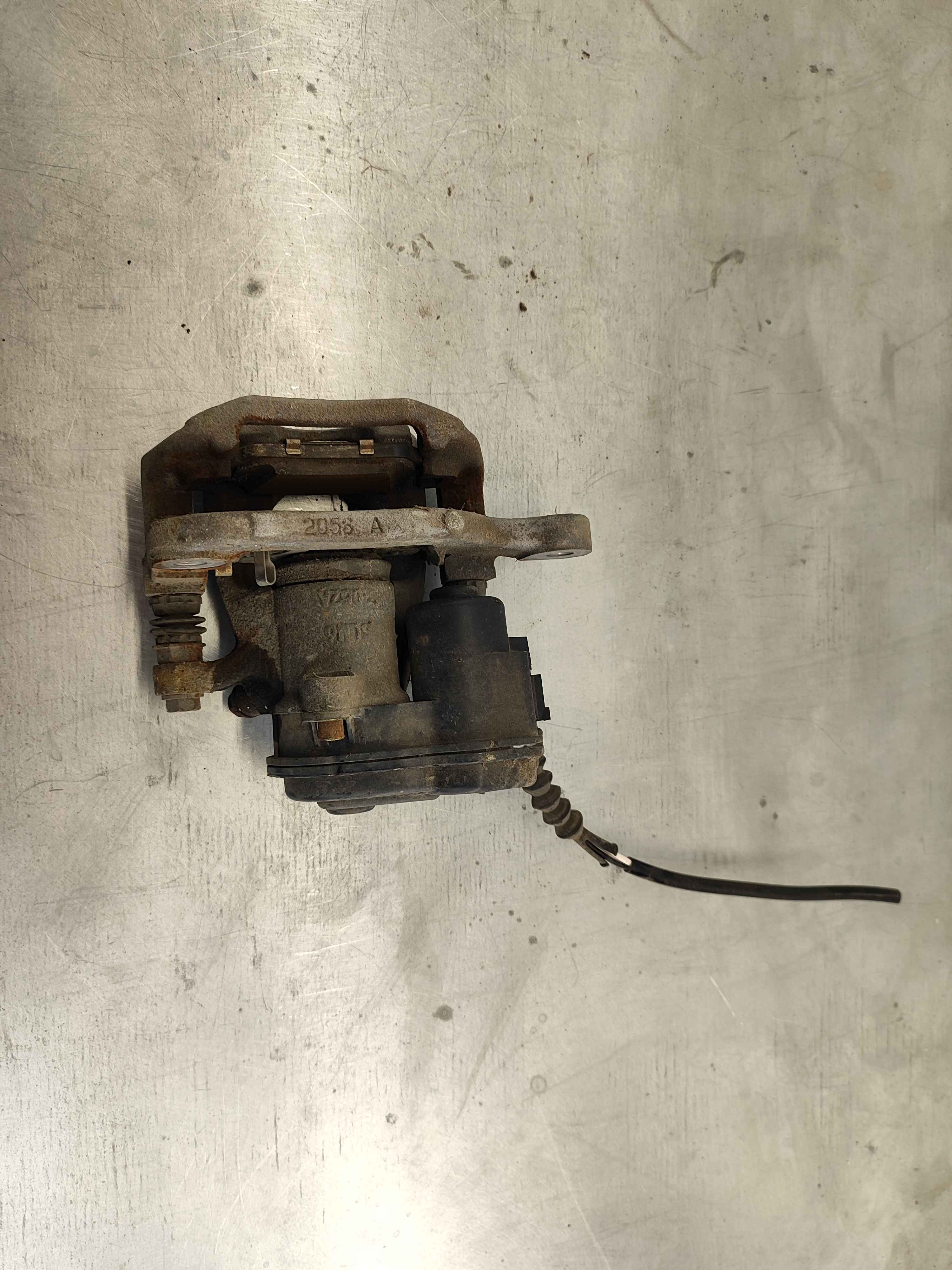 Caliper Assy-Re