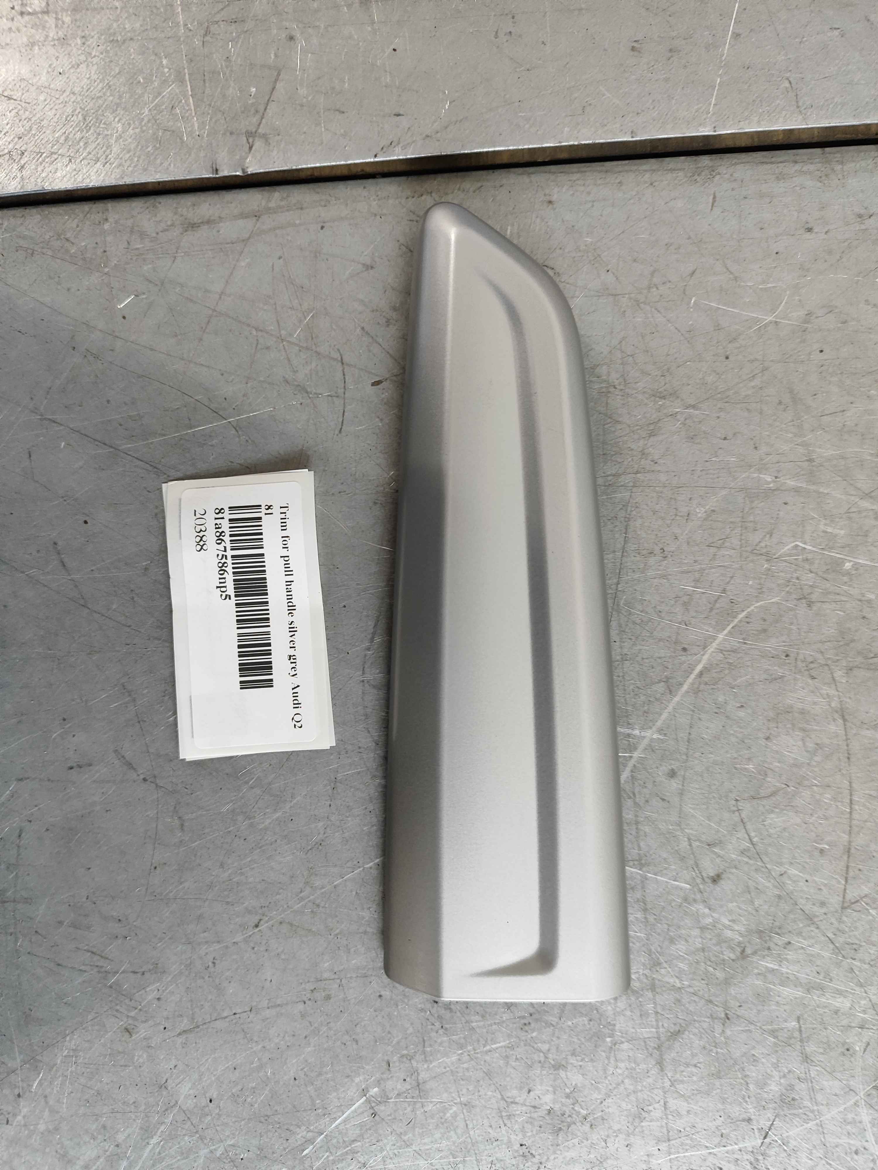 Trim for pull handle silver grey Audi Q2 81