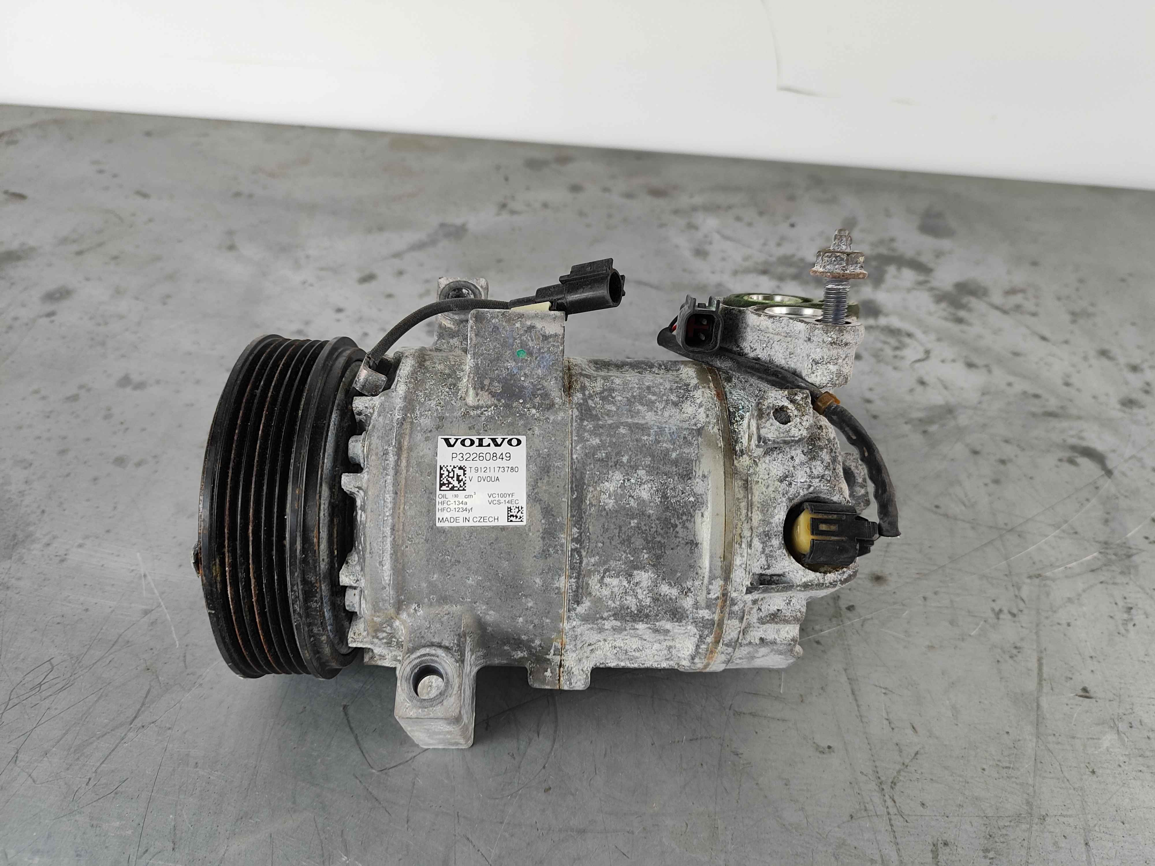 Compressor exch CH 410000- Variant code: BA01 and CD02.