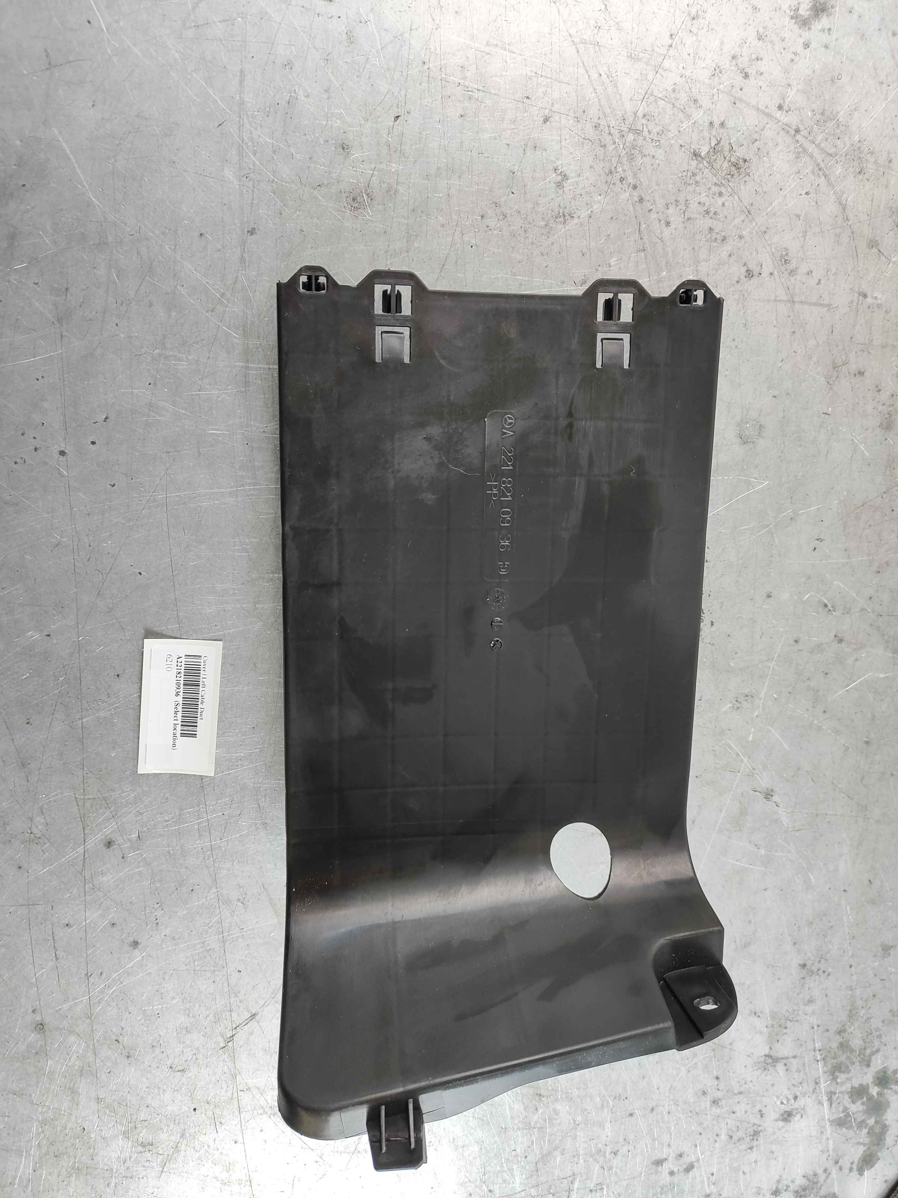 Cover | Left Cable Duct
