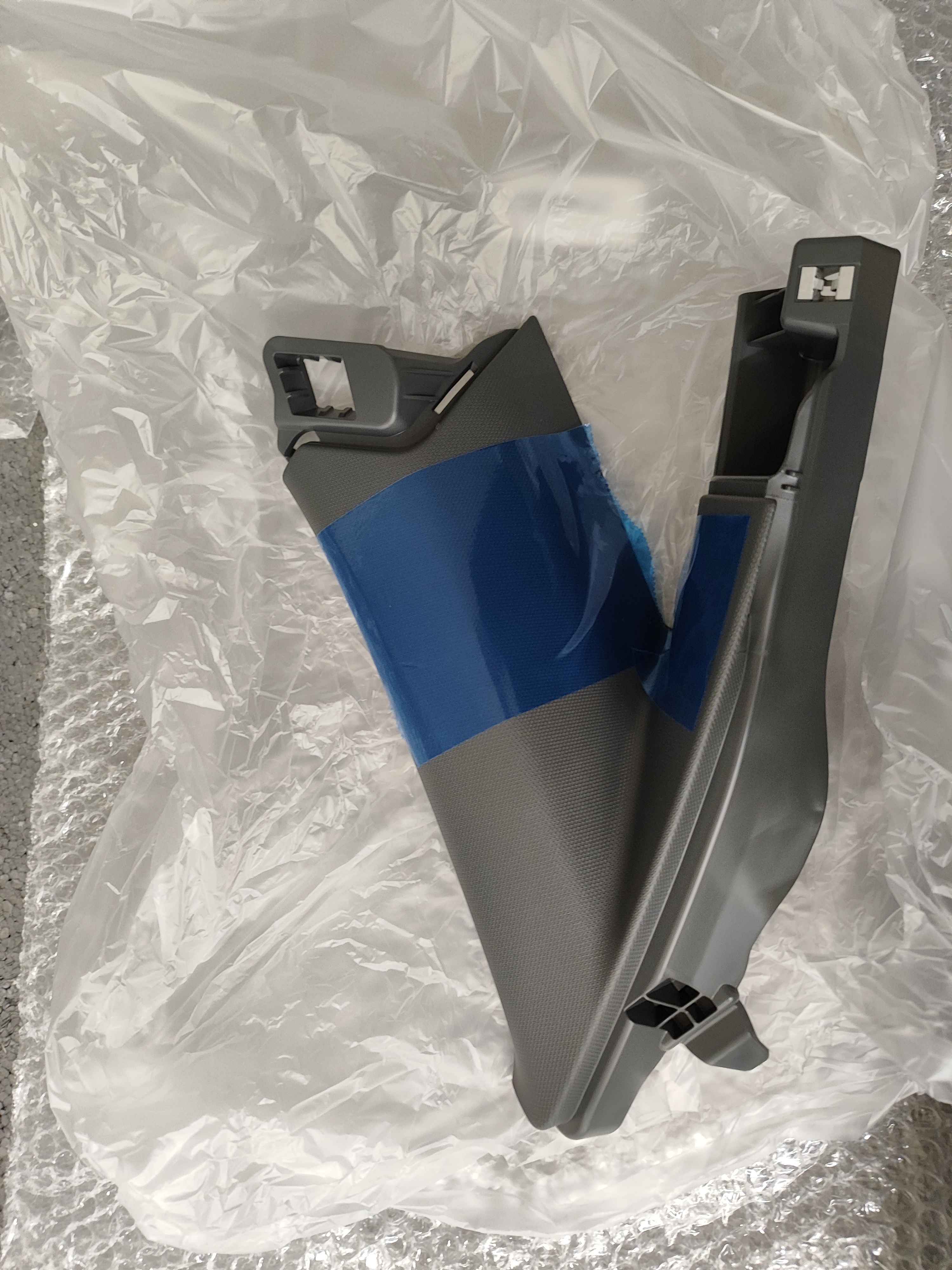 Lining, pillar c steel grey