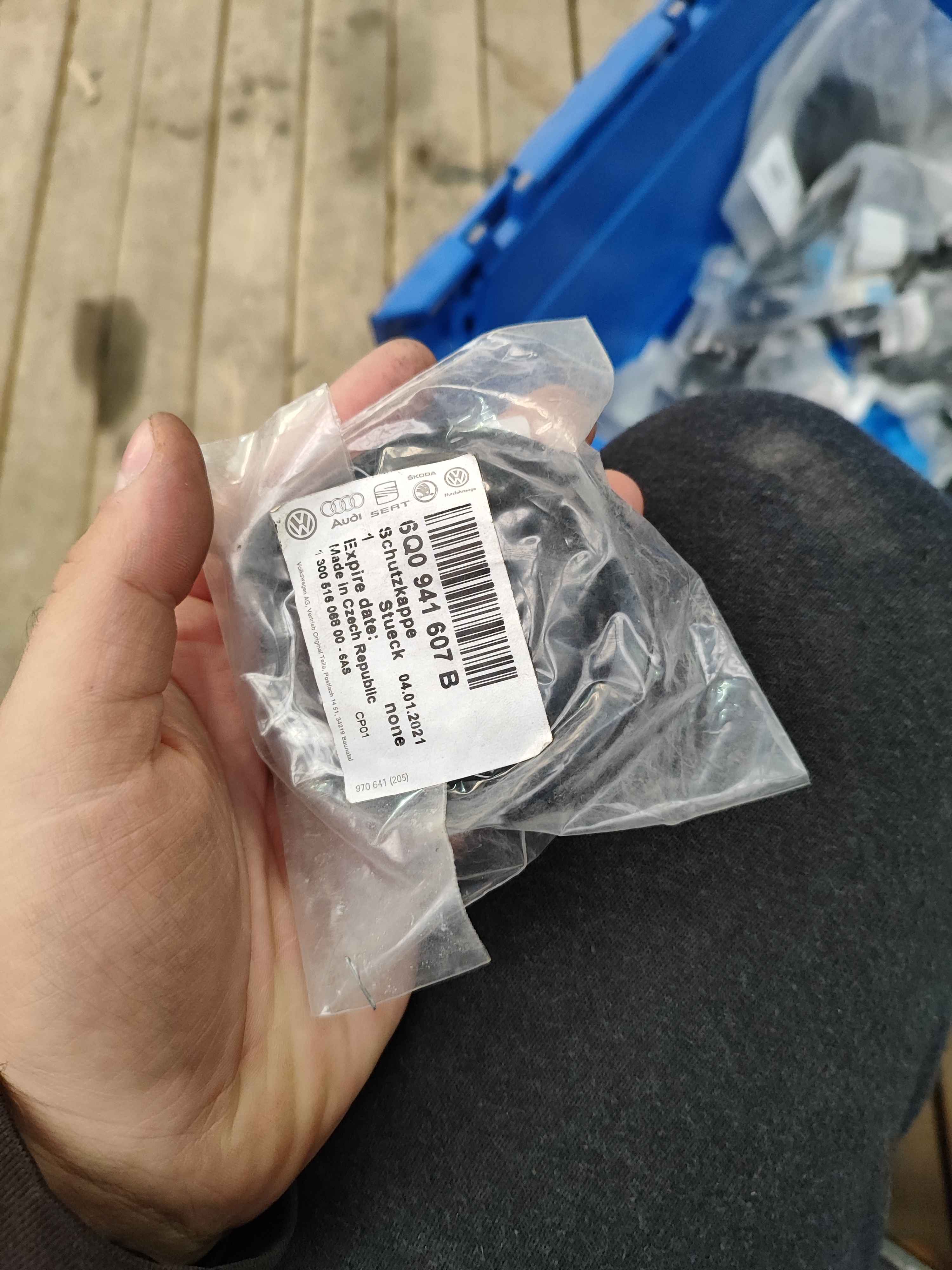 Multi-switch for side lights and driving lights black|chrome