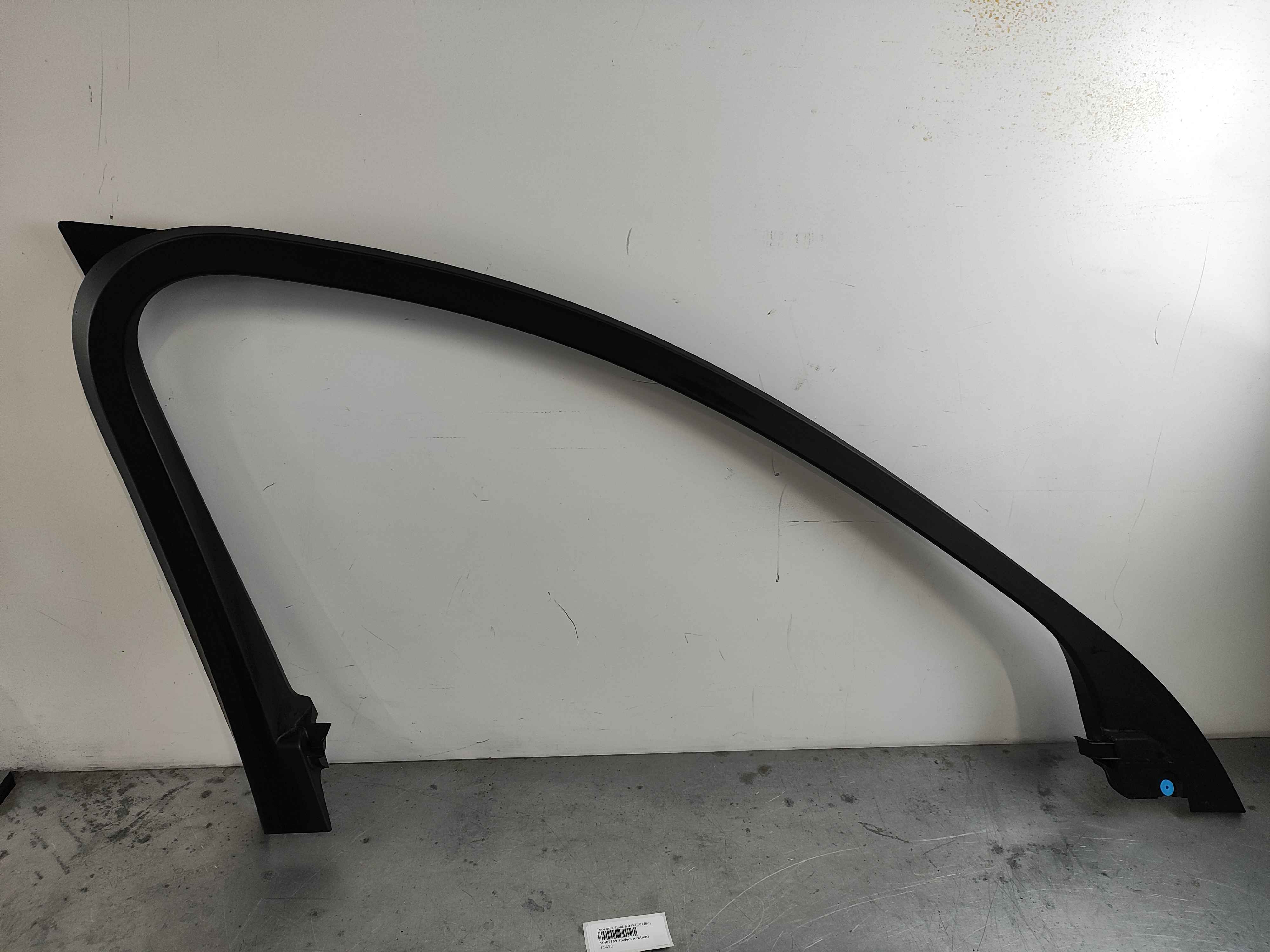 Door arch, front, left (XC60 (18-))