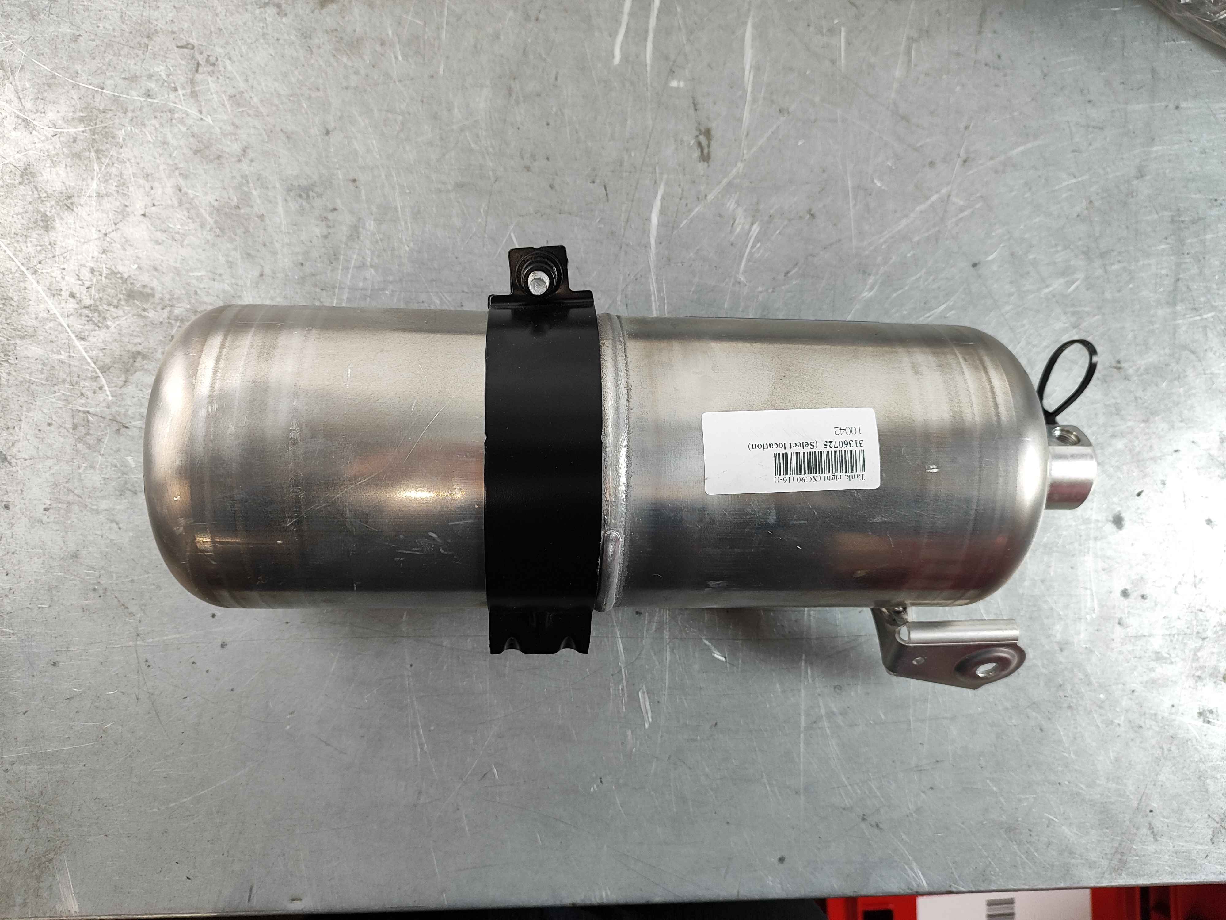 Tank, right (XC90 (16-))