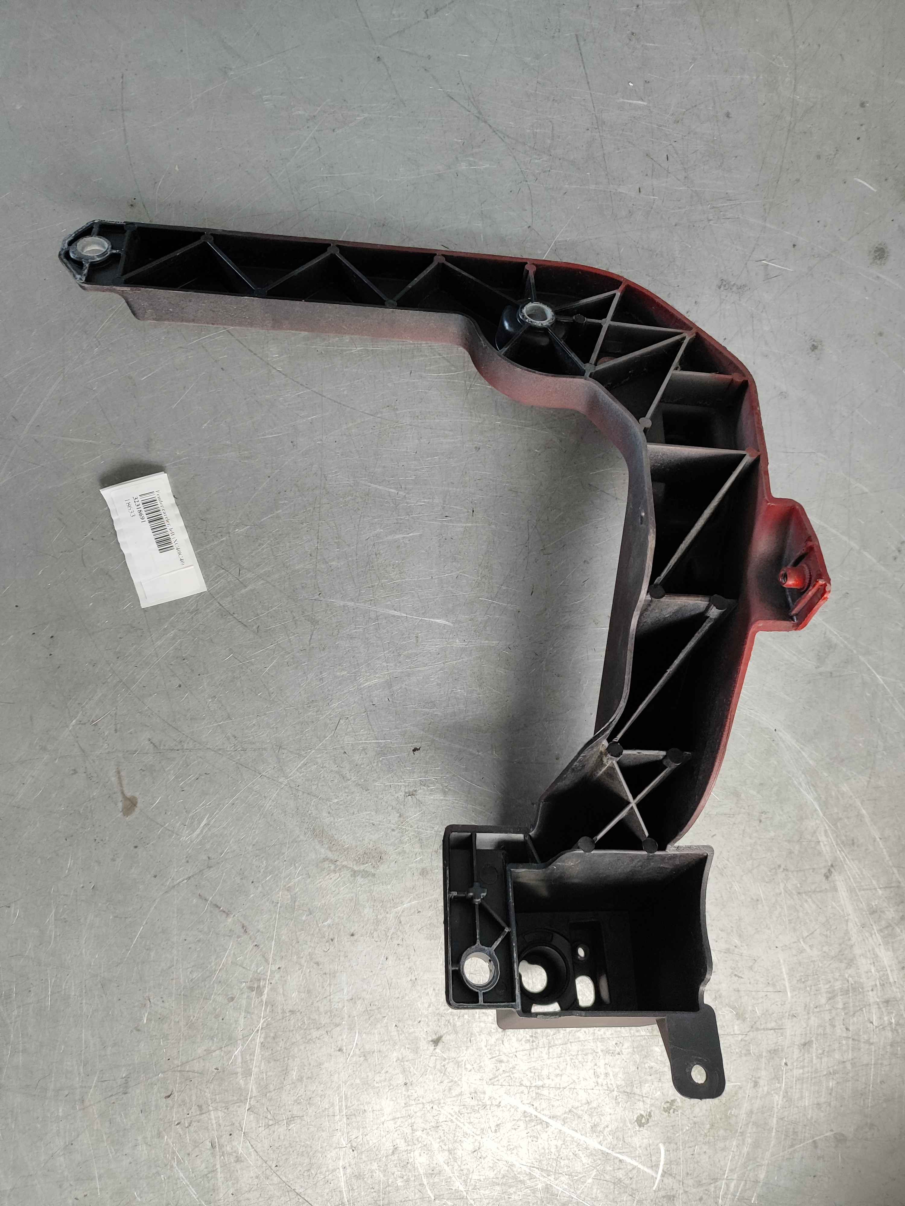 Fender carrier, left (XC40|C40)
