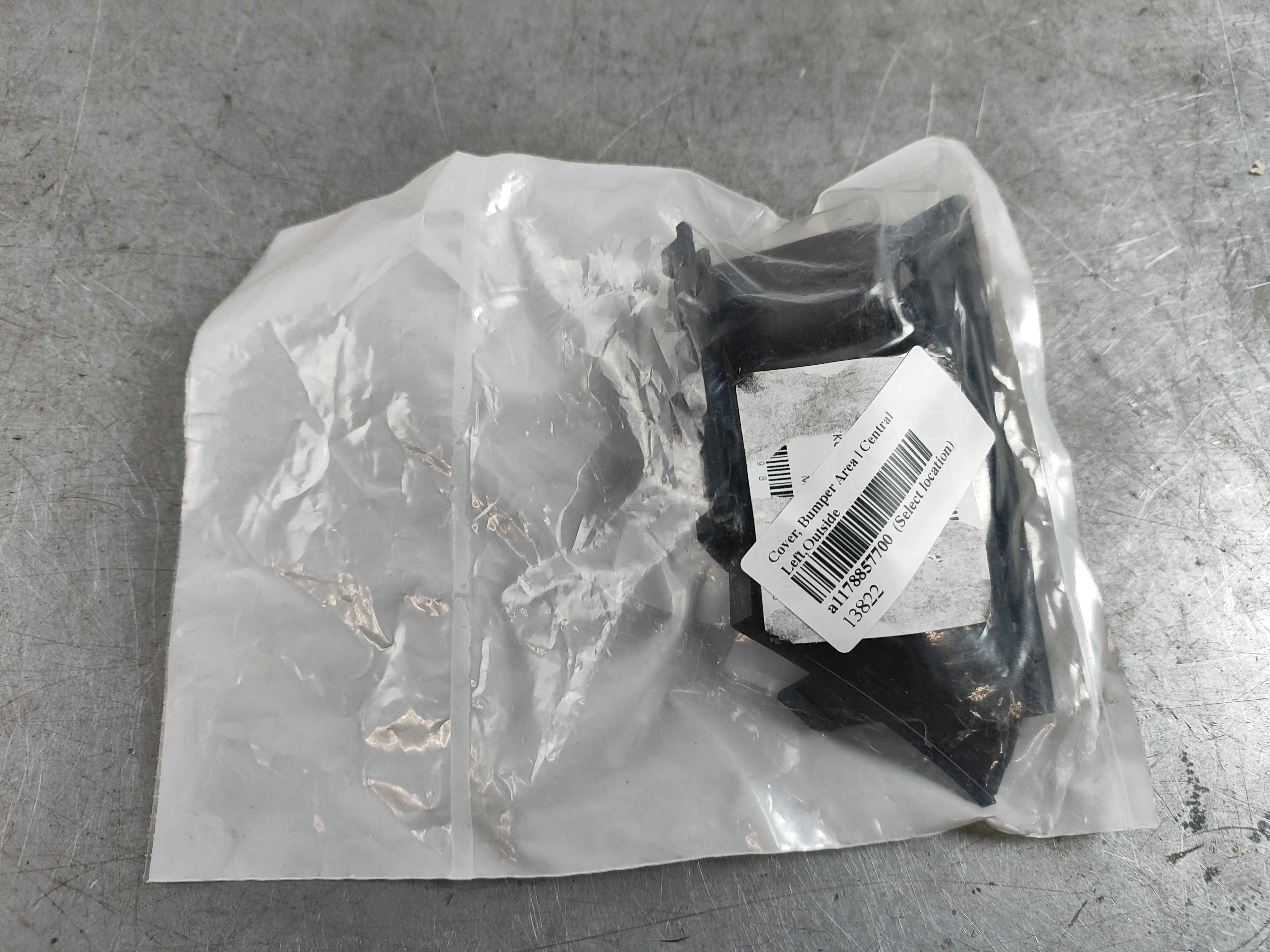 Cover, Bumper Area | Central Left,Outside