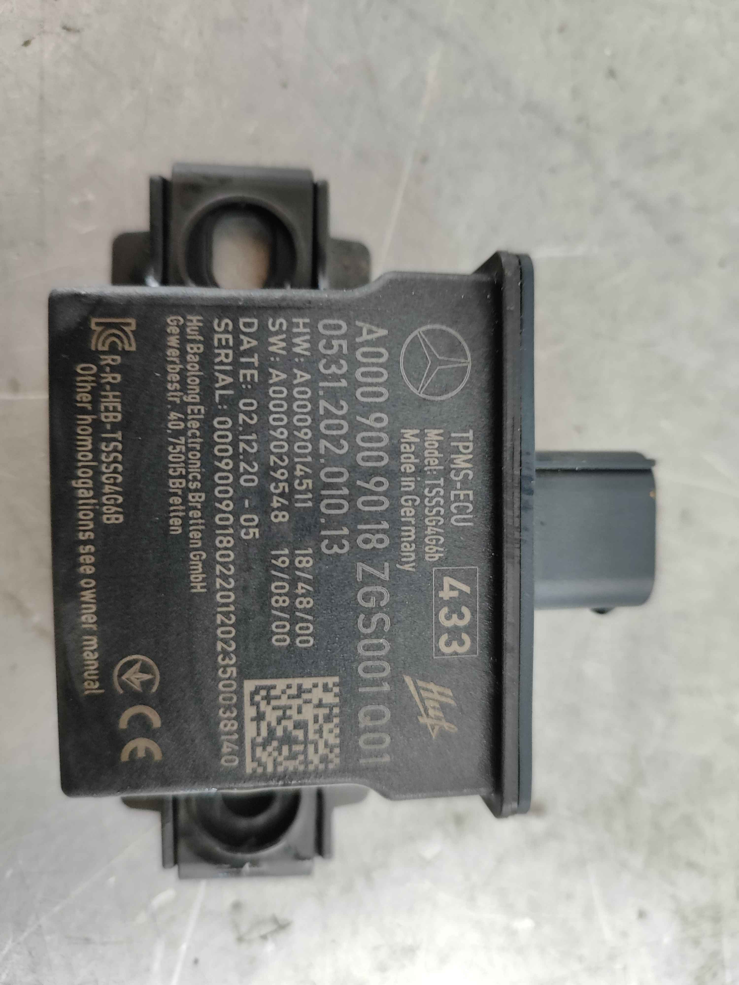 Mercedes-Benz a0009009018