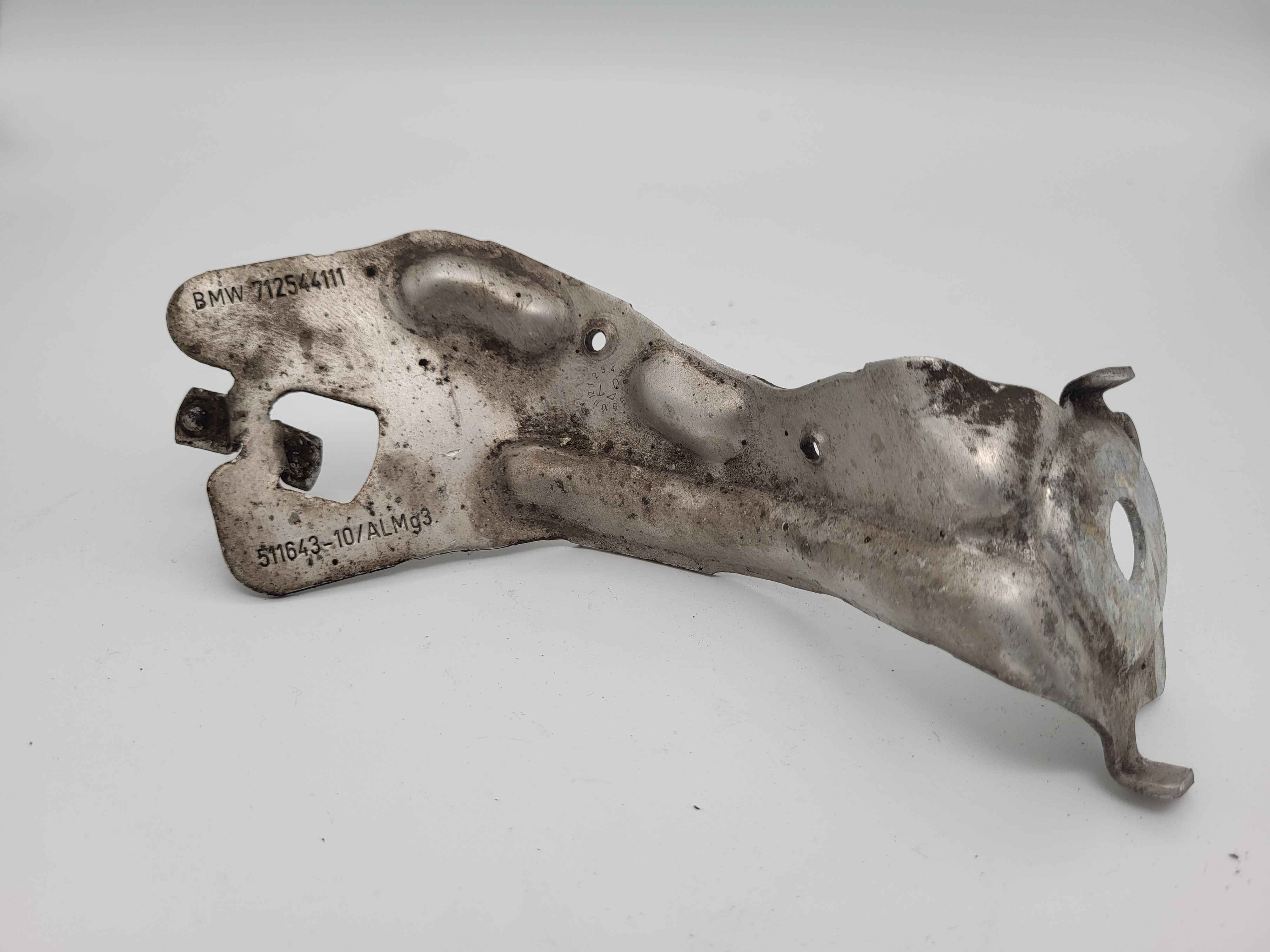 BMW 712544111