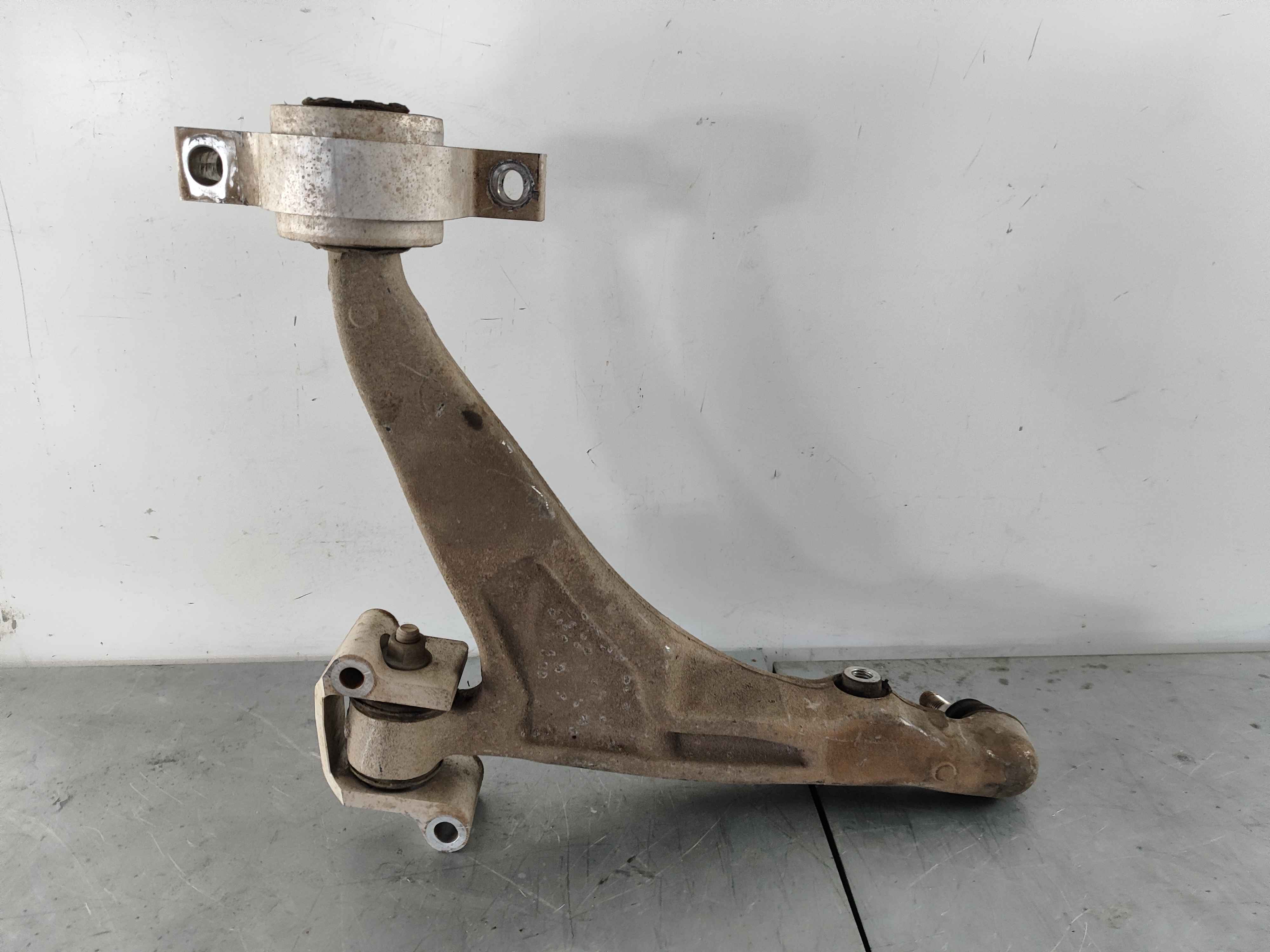 Control arm, left (XC90 (16-)|V90 Cross C.|XC60 (18-))