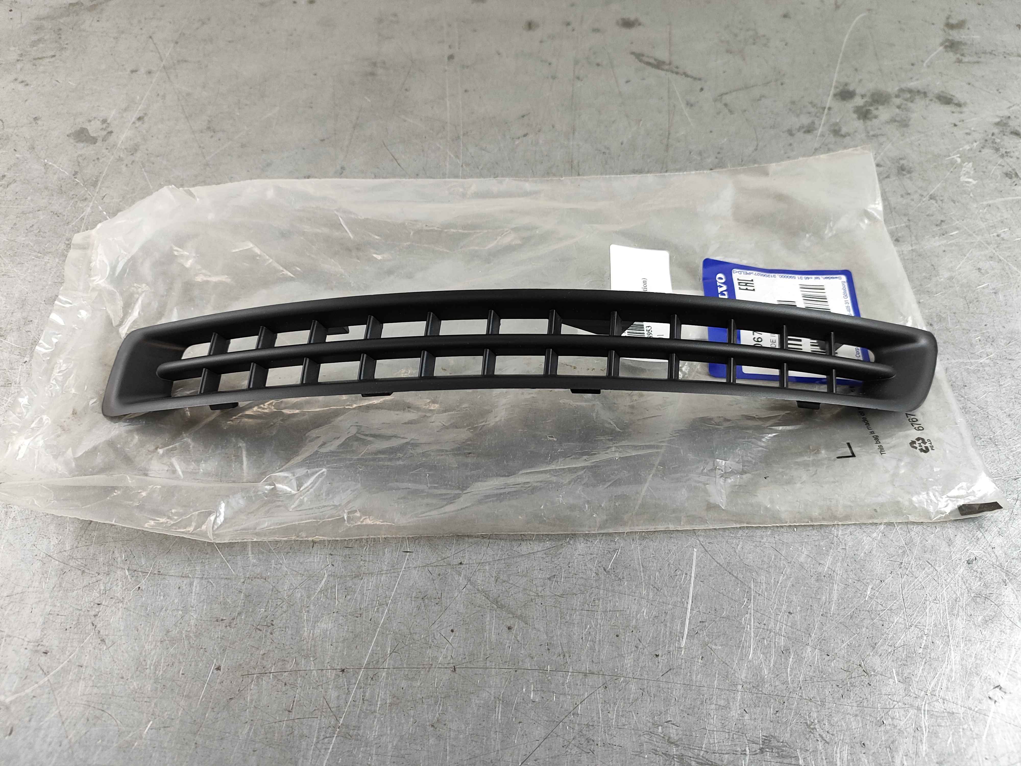 Grille, left (XC90 (03-))