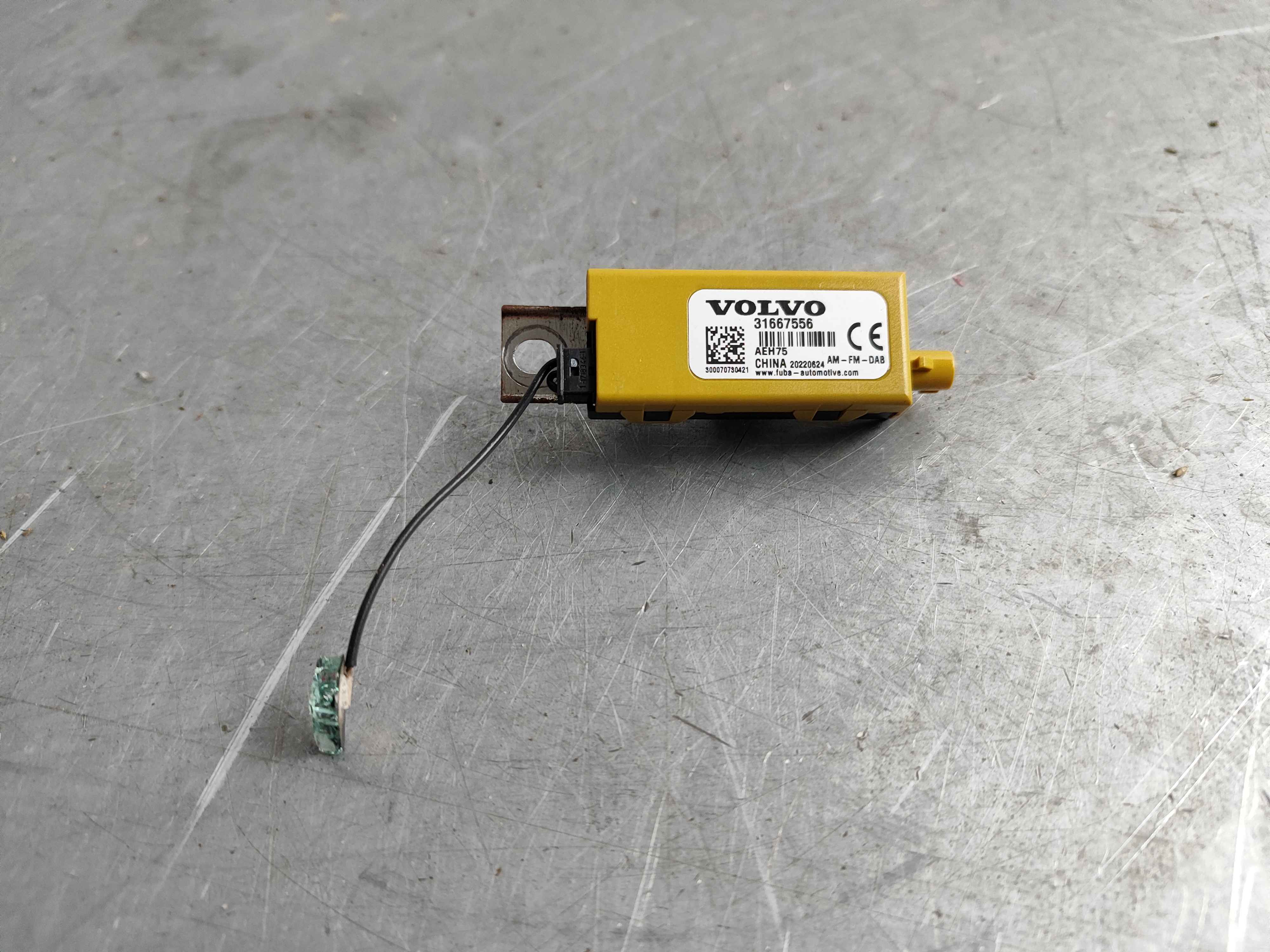 Antenna amplifier, AM|FM|DAB (XC40|Polestar 2|C40)