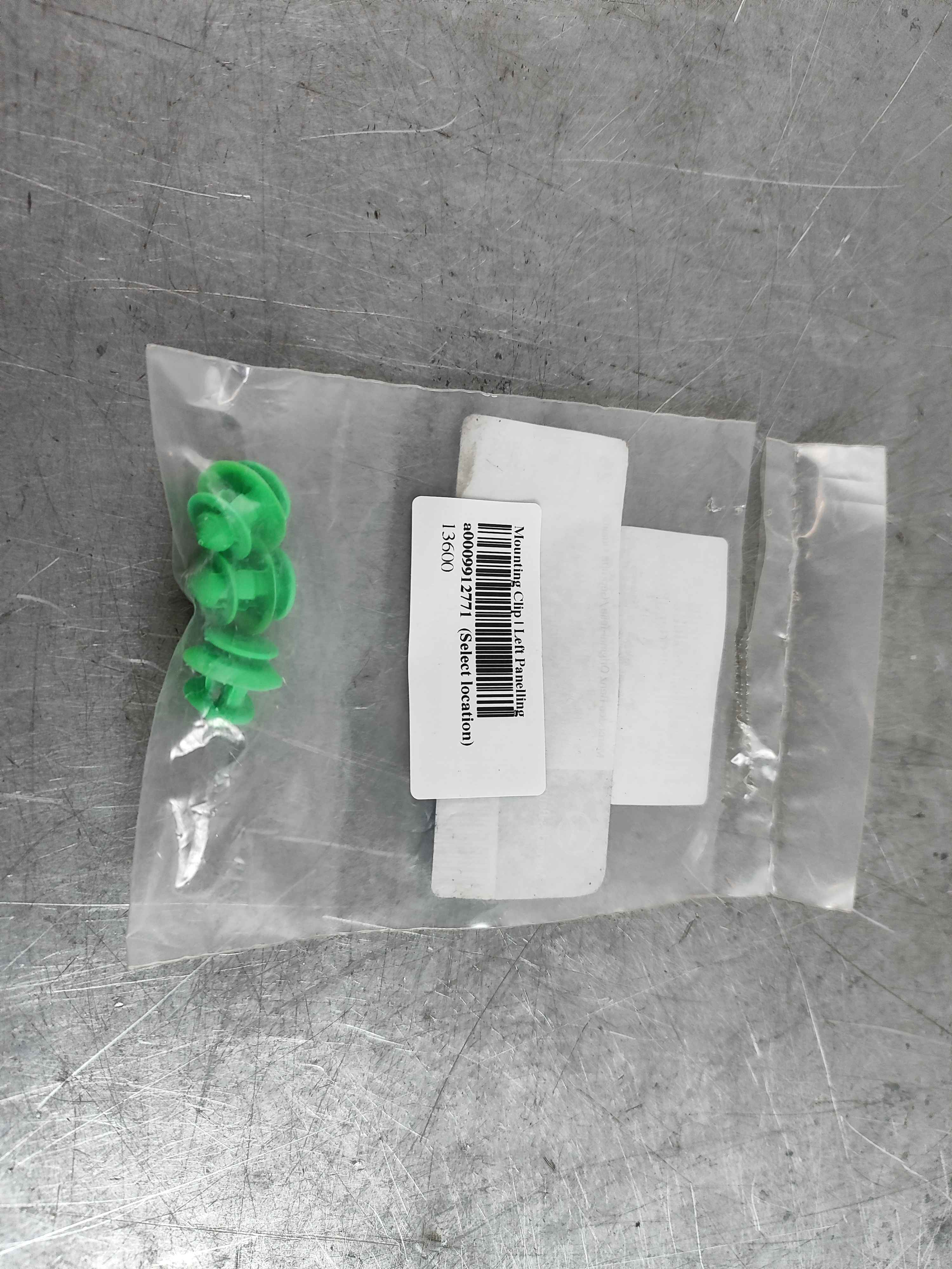 Mounting Clip | Left Panelling