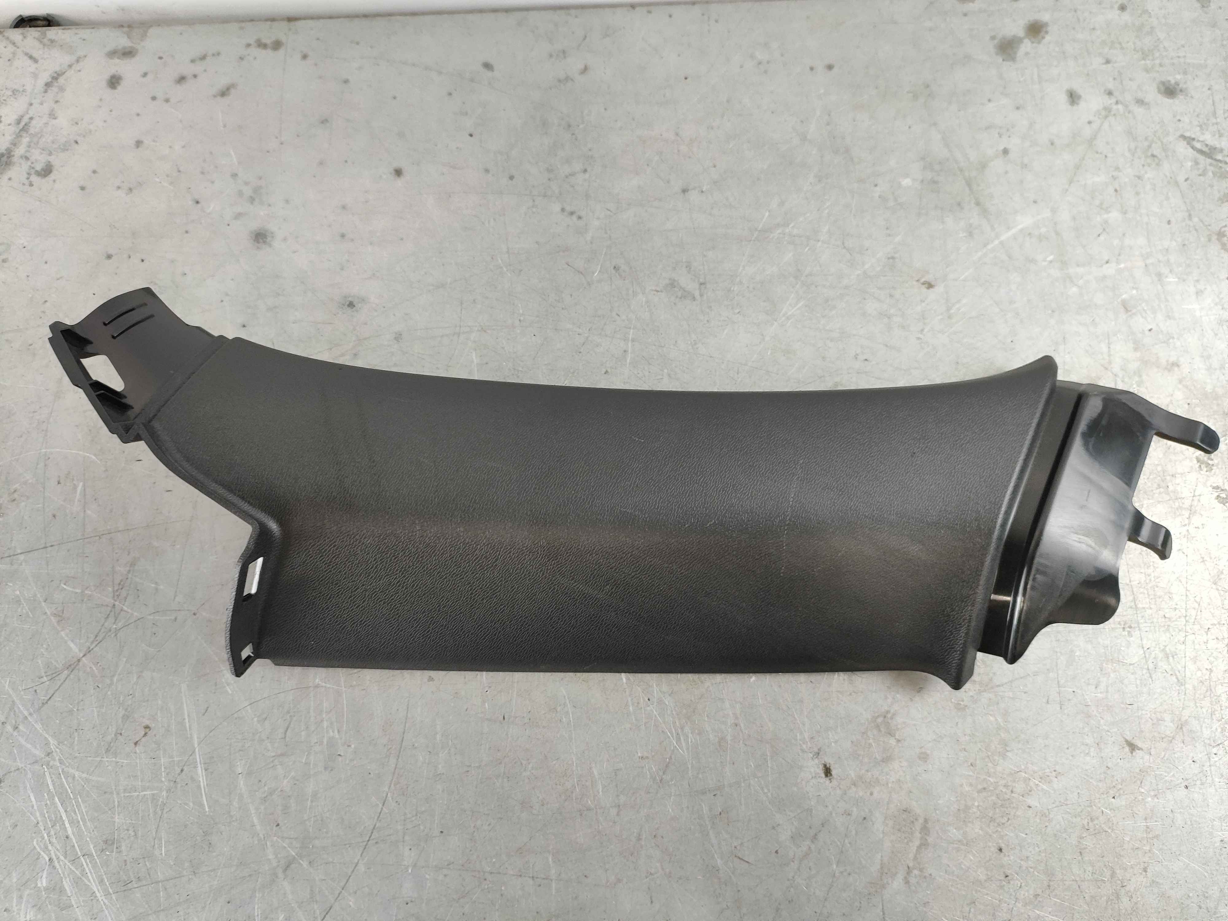 Panel, right, upper, C pillar, charcoal (XC60 (18-))