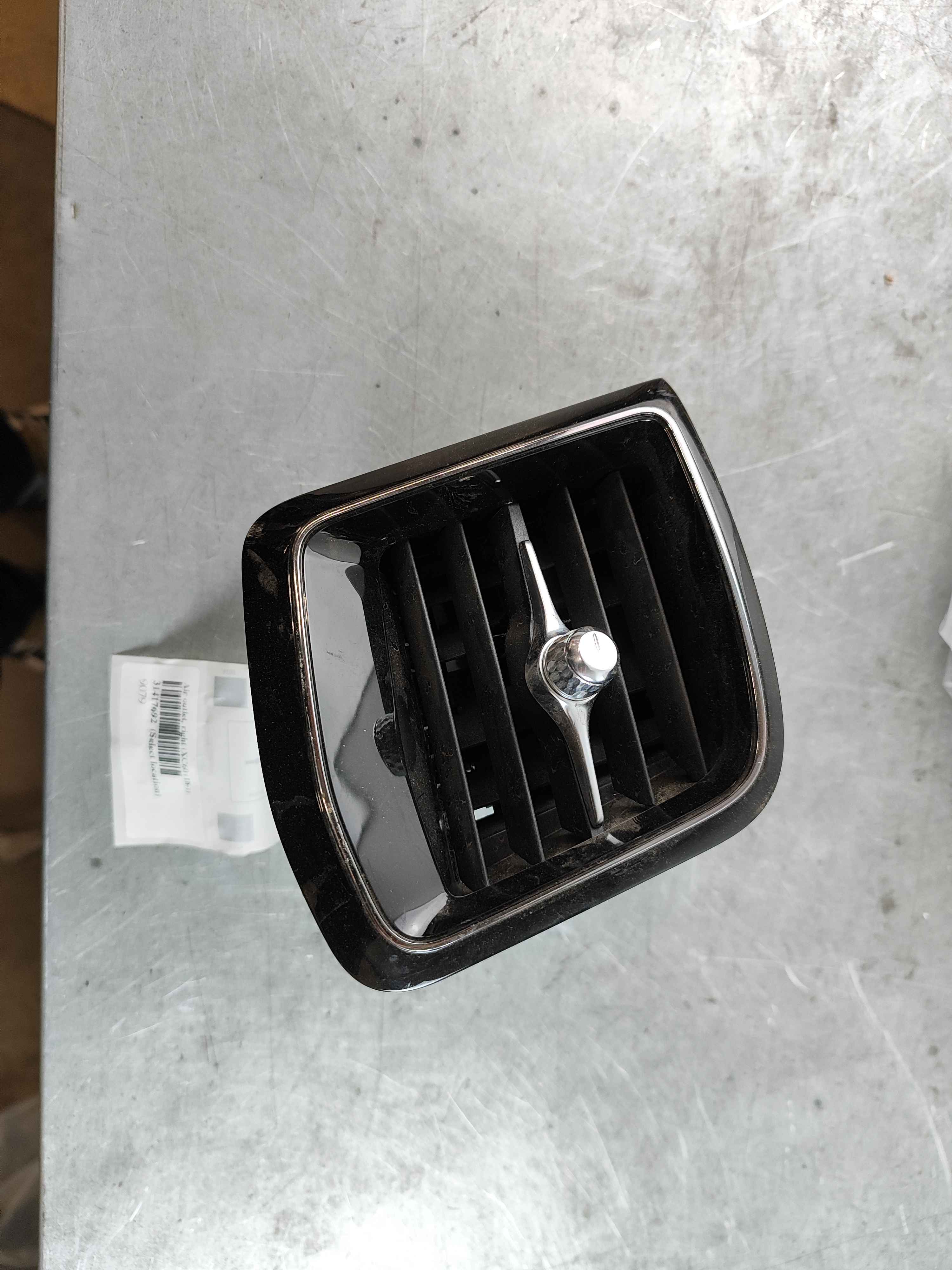 Air outlet, right (XC60 (18-))