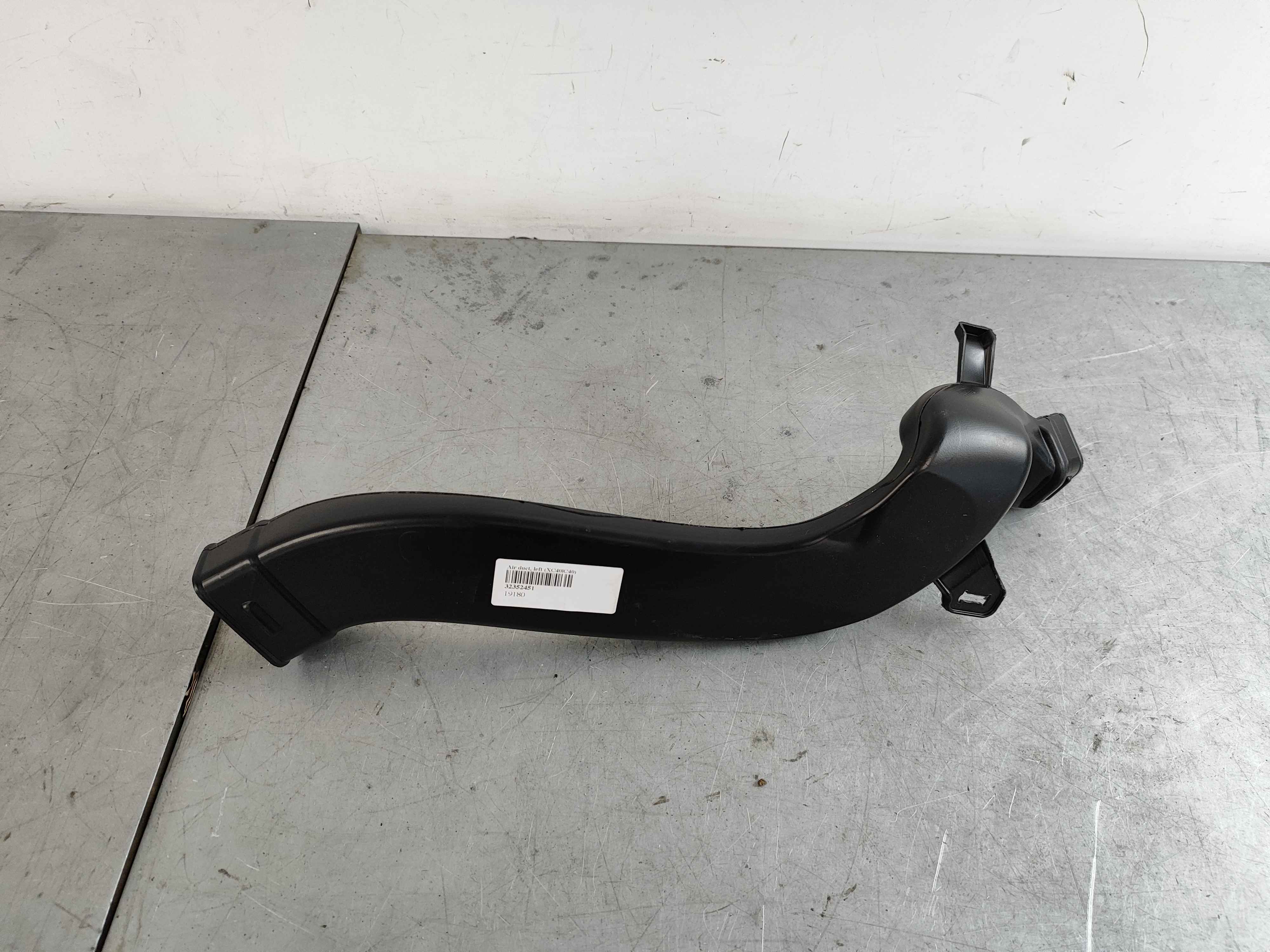 Air duct, left (XC40|C40)