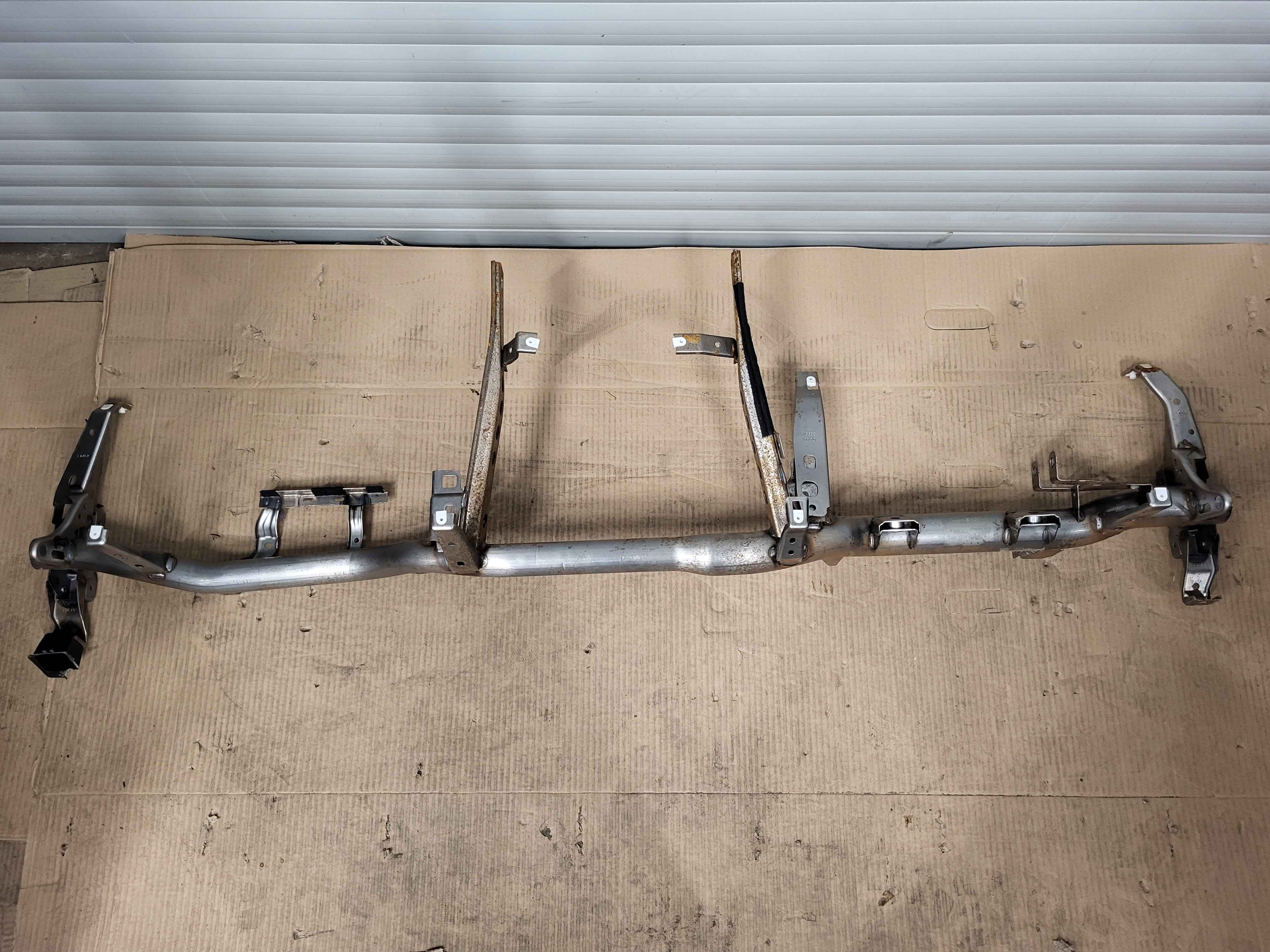 Supporting tube, instrument panel BMW