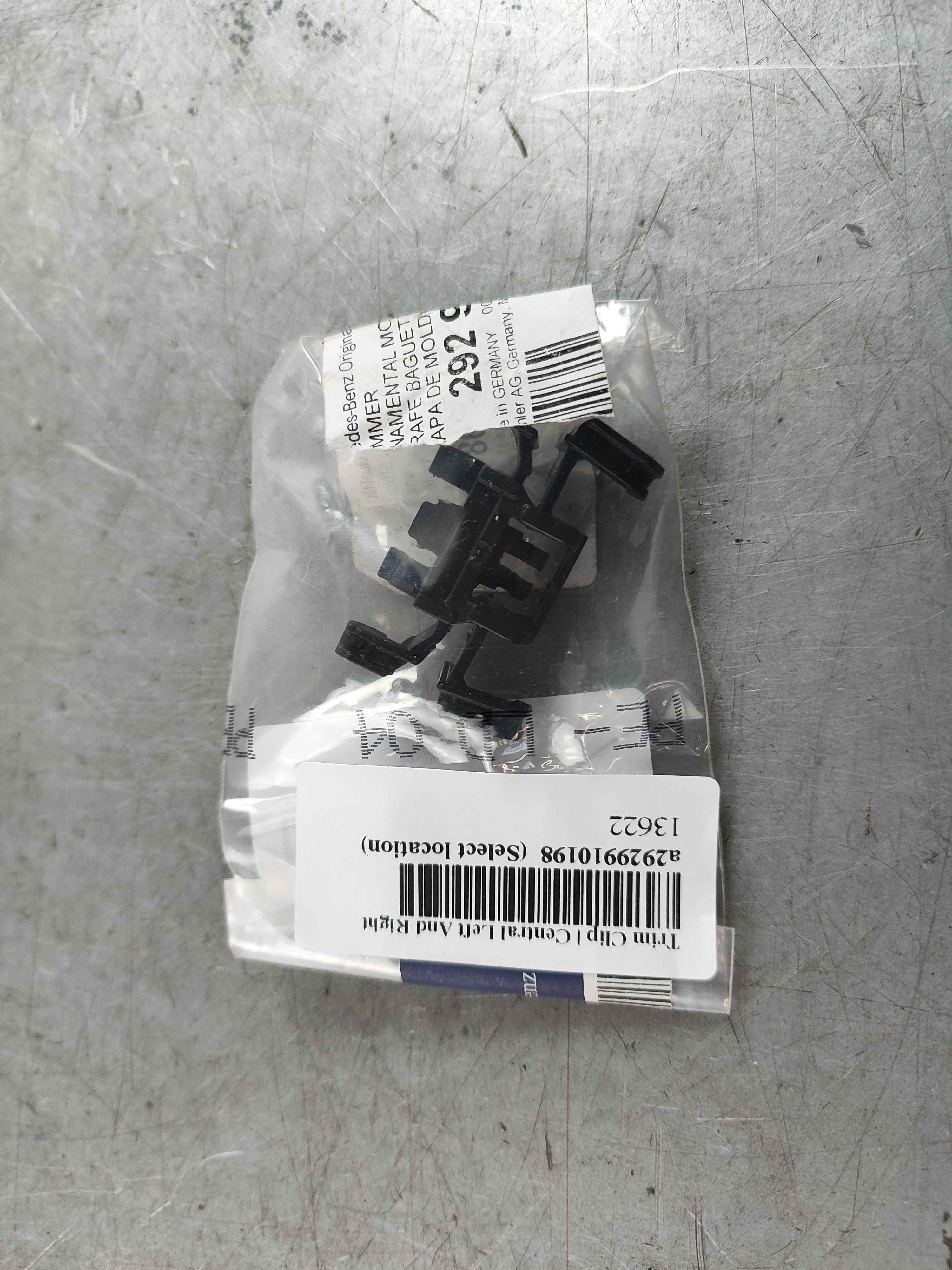 Trim Clip | Central Left And Right