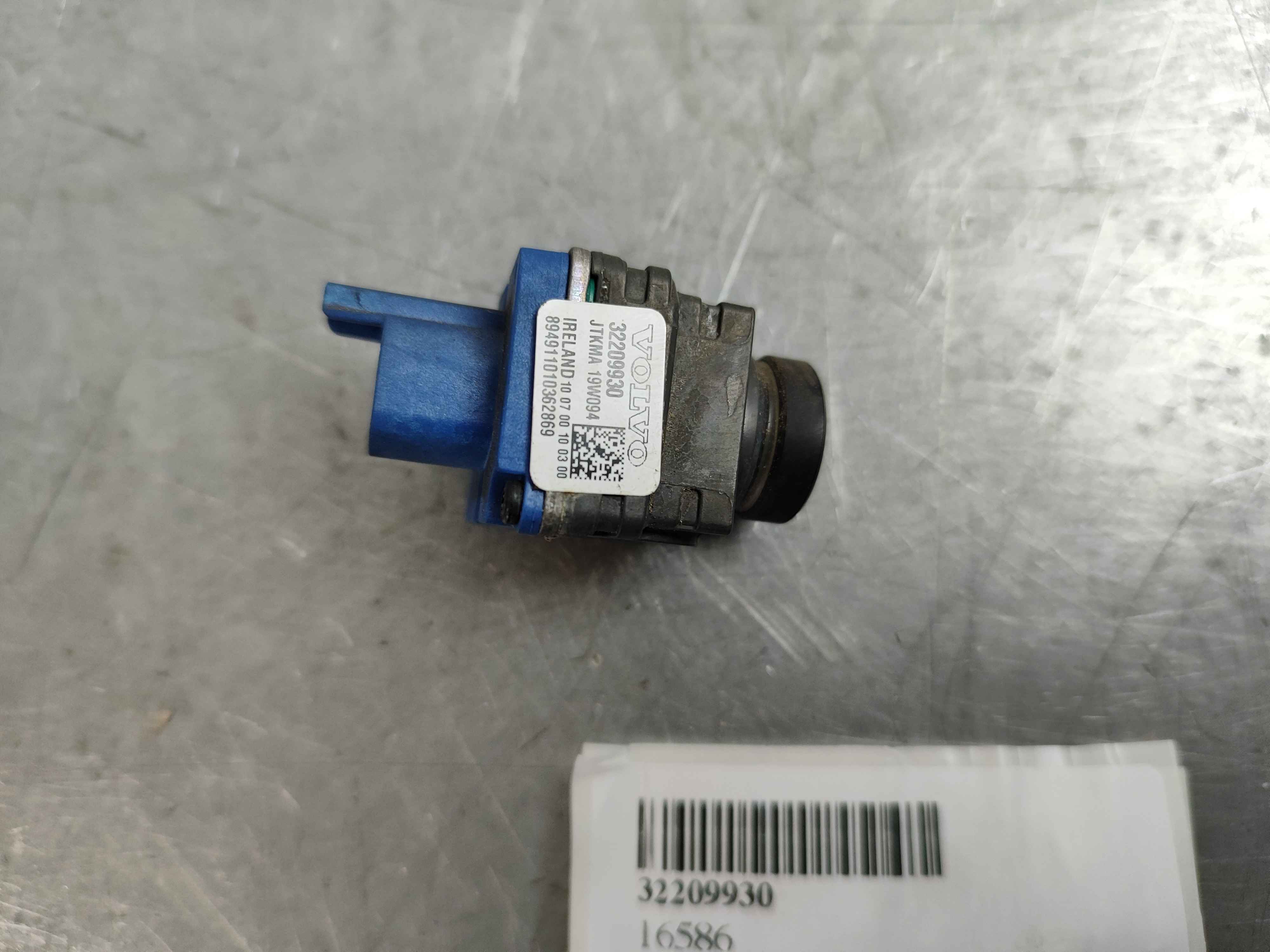 Volvo 32209930