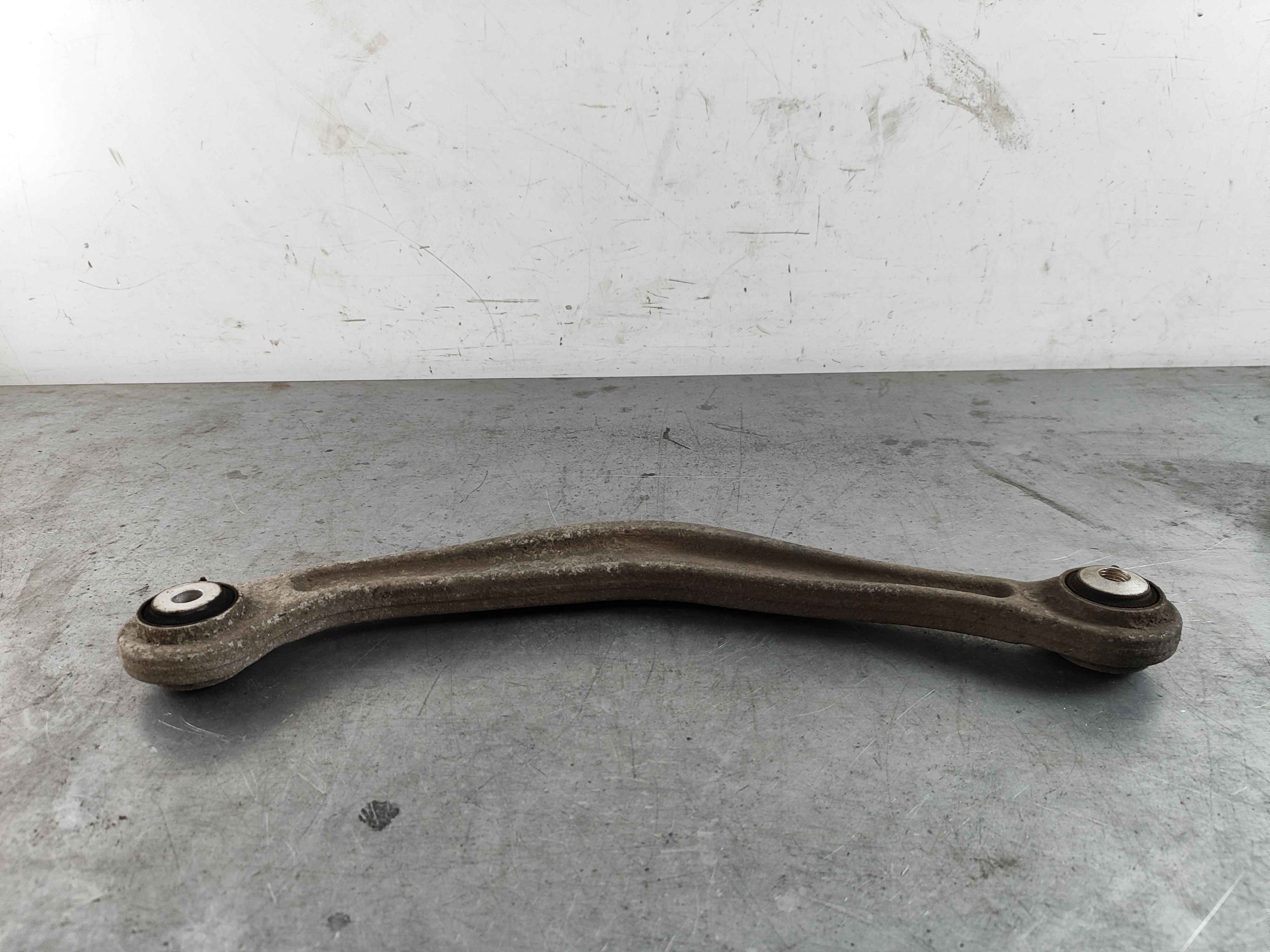 Strut Rod | To Wheel Carrier Left