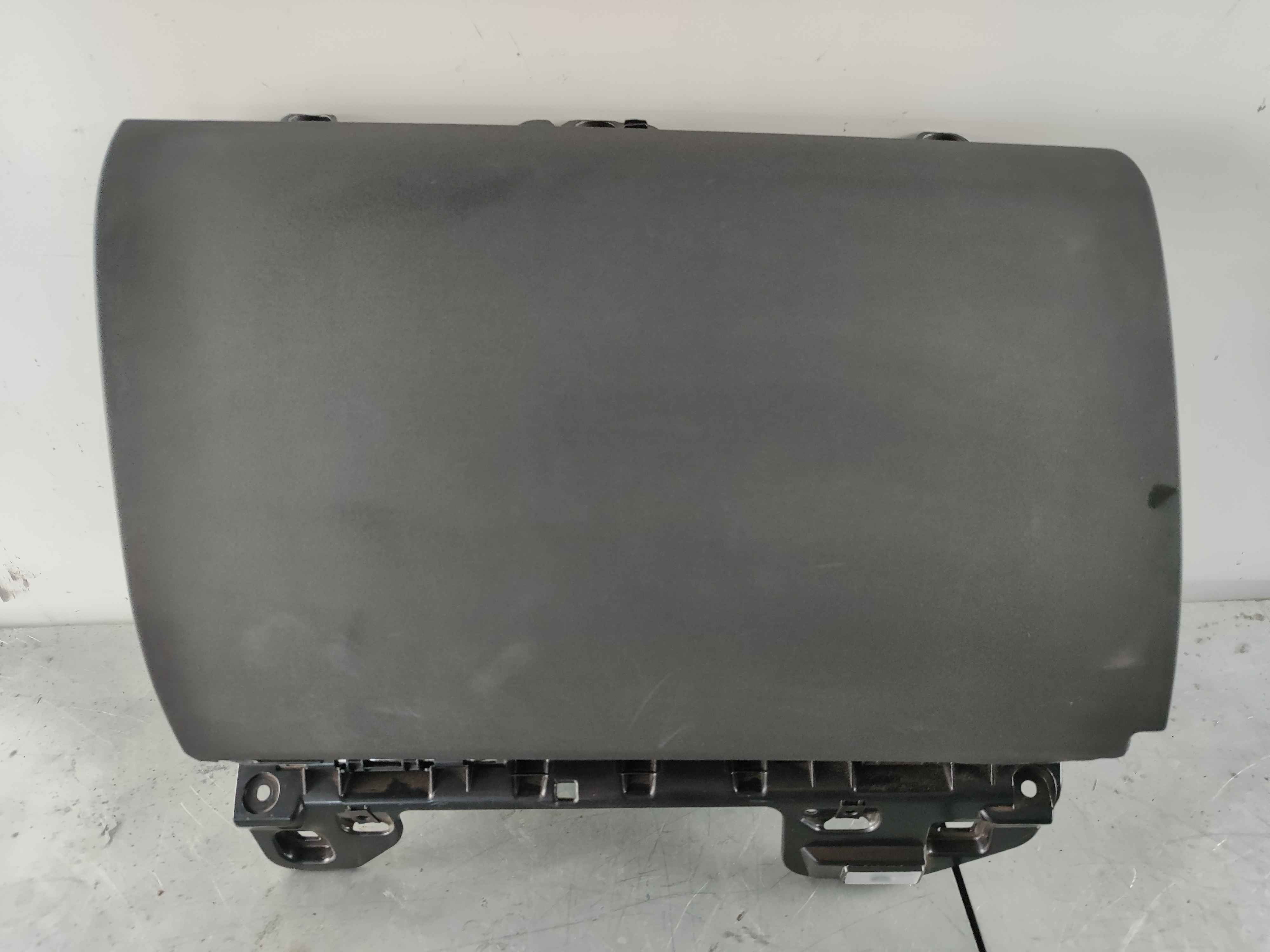 Glove compartment (XC60 (18-))