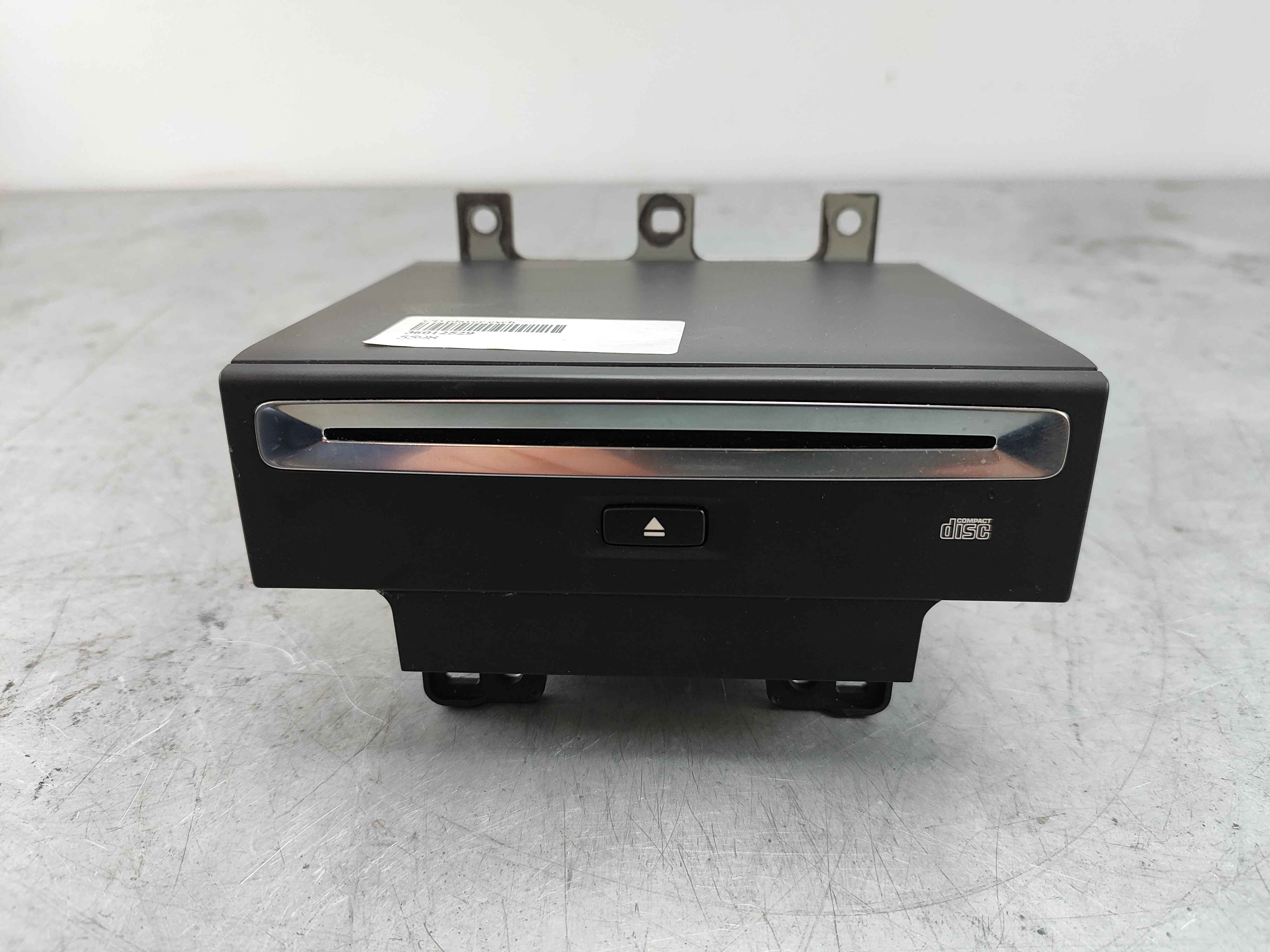 CD player exch
