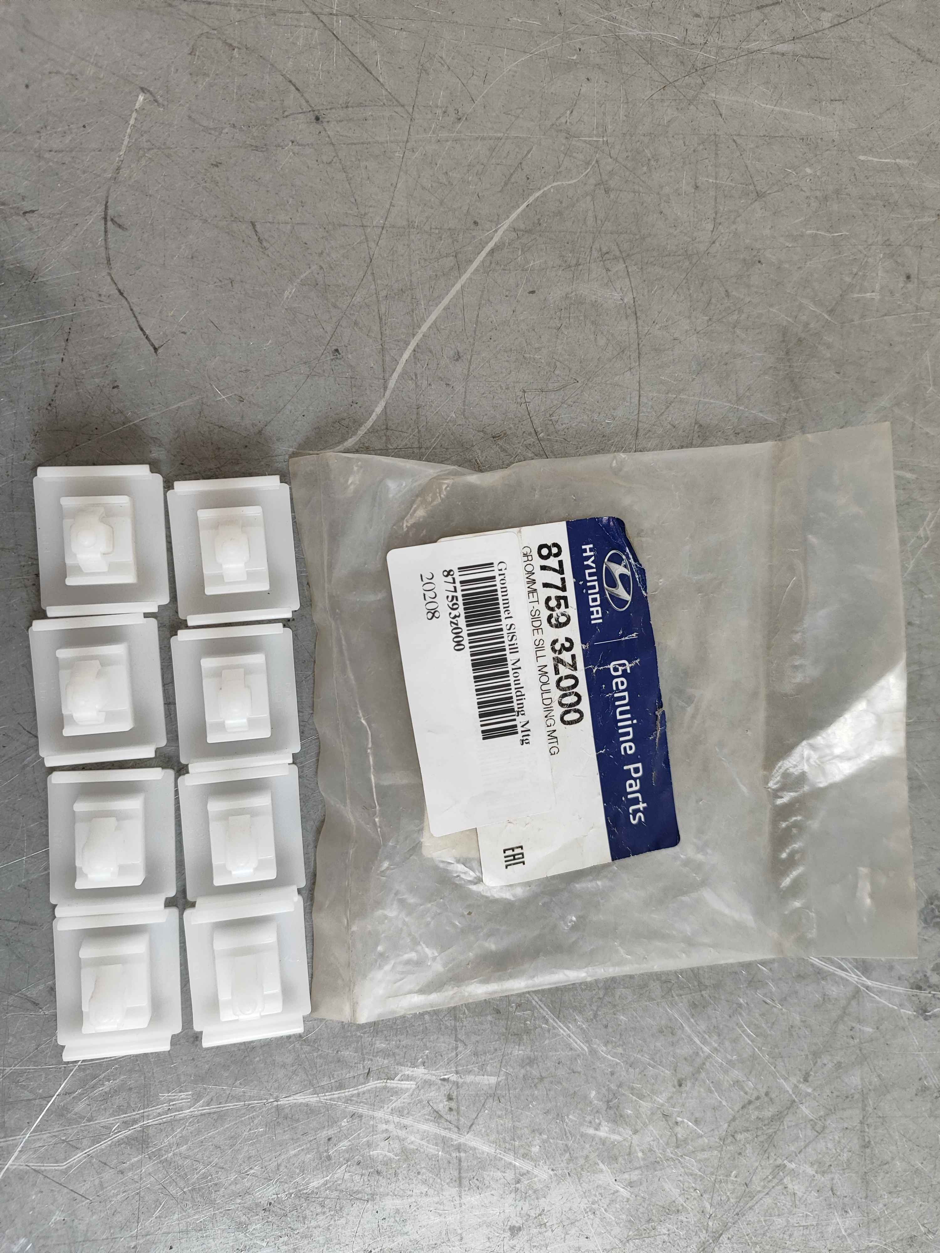 Grommet S|Sill Moulding Mtg