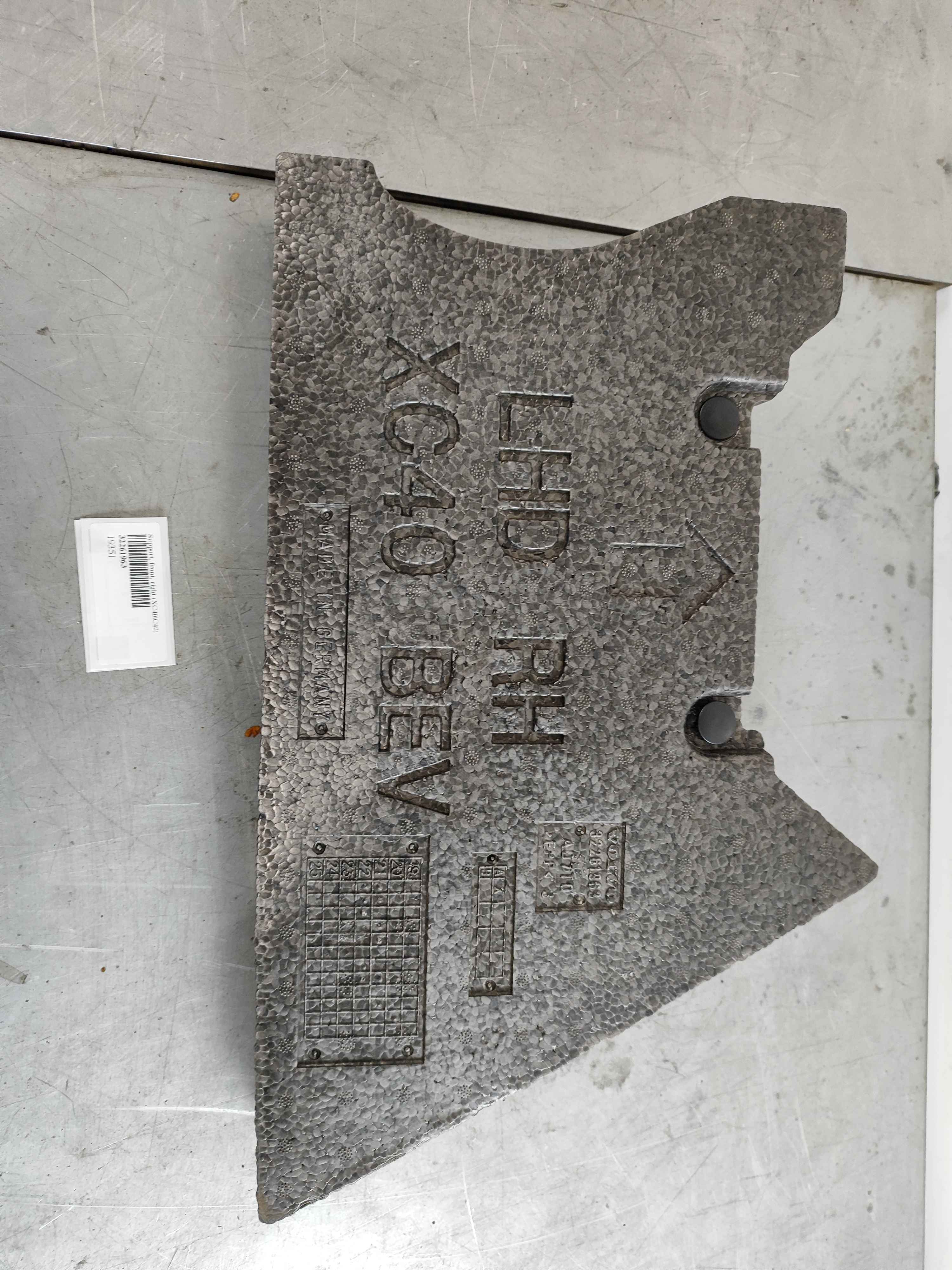 Support, front, right (XC40|C40)